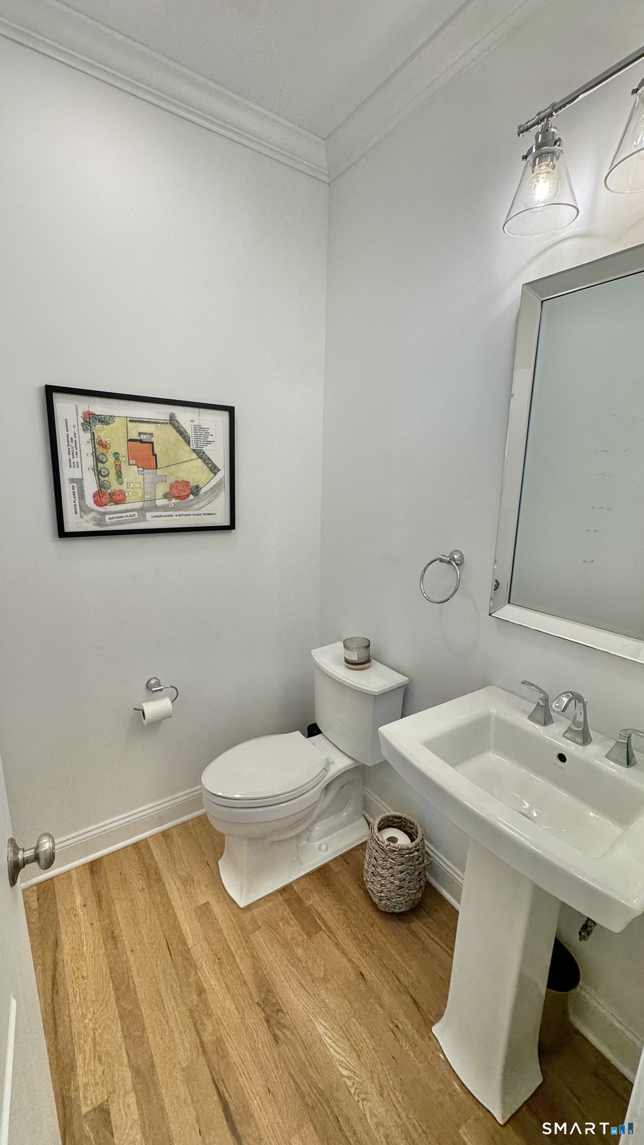 Foto 8 de Casa en renta en 9 Anthony Place, Trumbull, CT — $6,495/mes