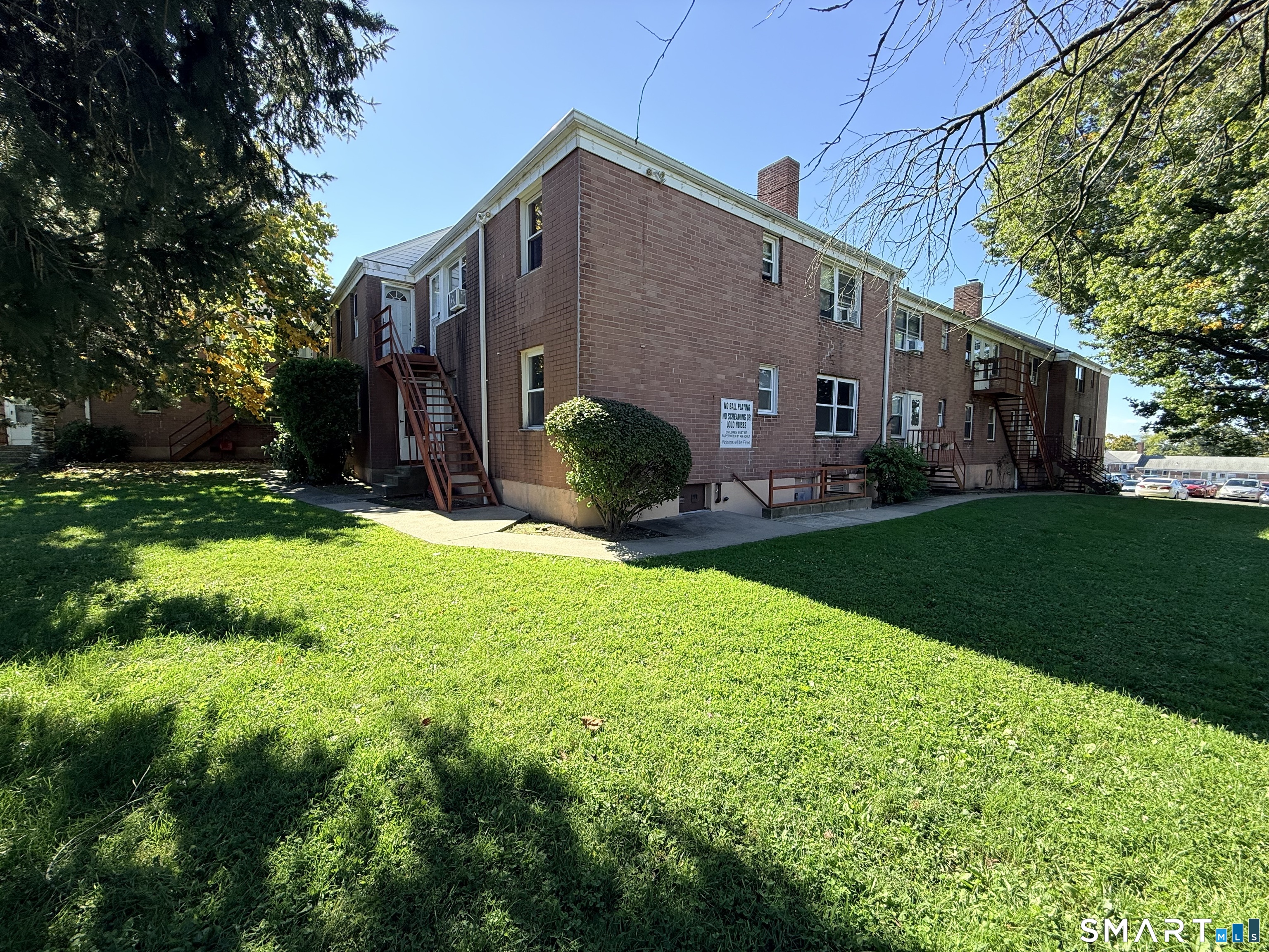 1076 East Main Street Unit #1 photo 10