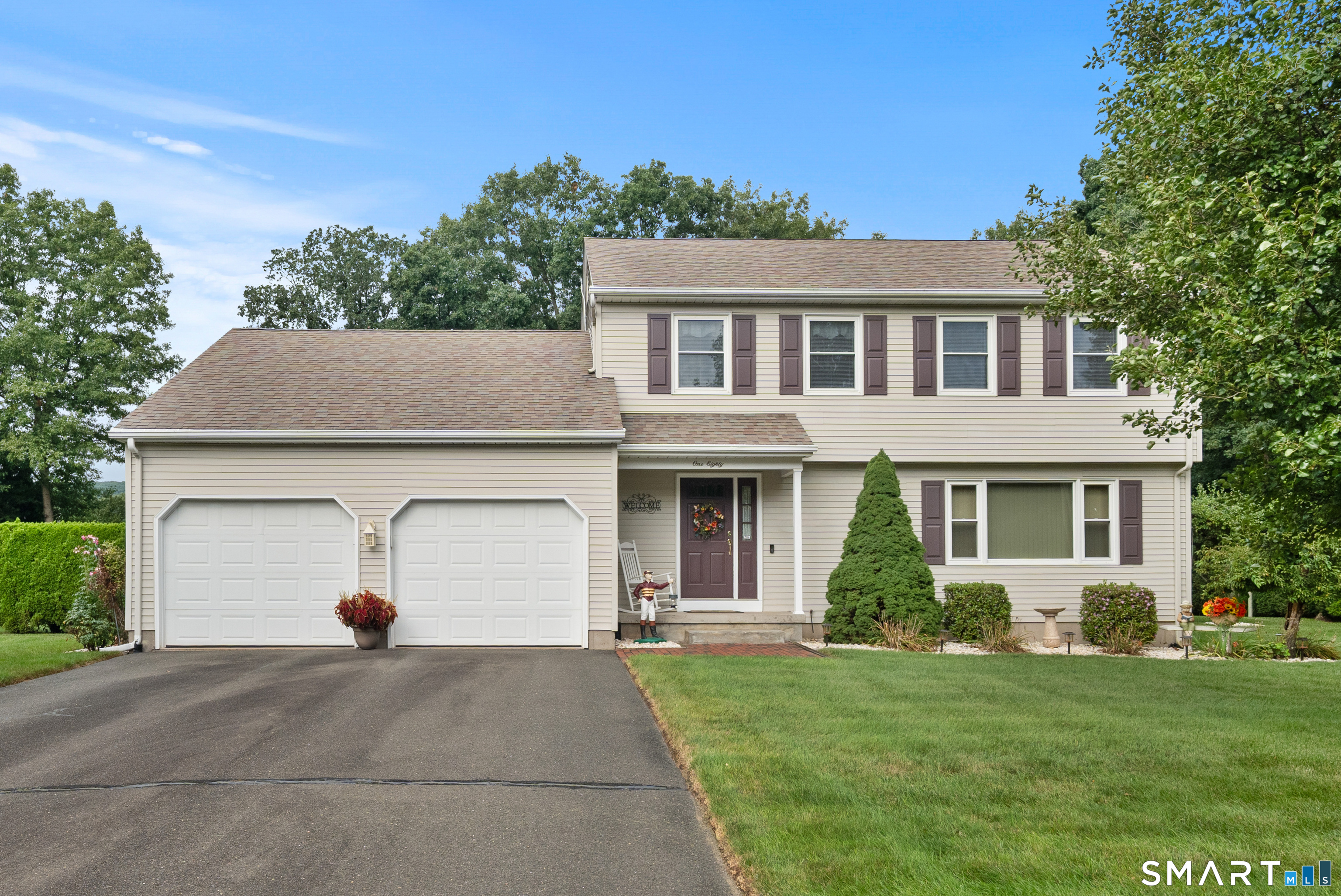 Photo 1 of Single family home for sale at 180 Huckleberry Ln, Southington, CT 06489 | MLS# 24211290 | Listing updated on 2026-10-05