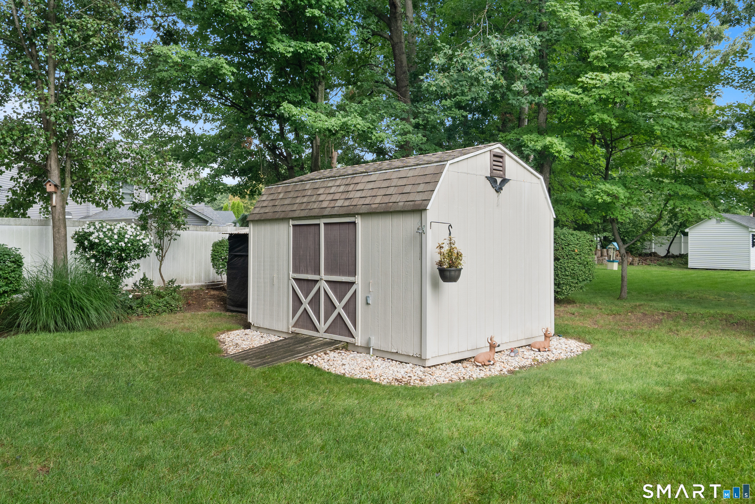 180 Huckleberry Lane photo 10
