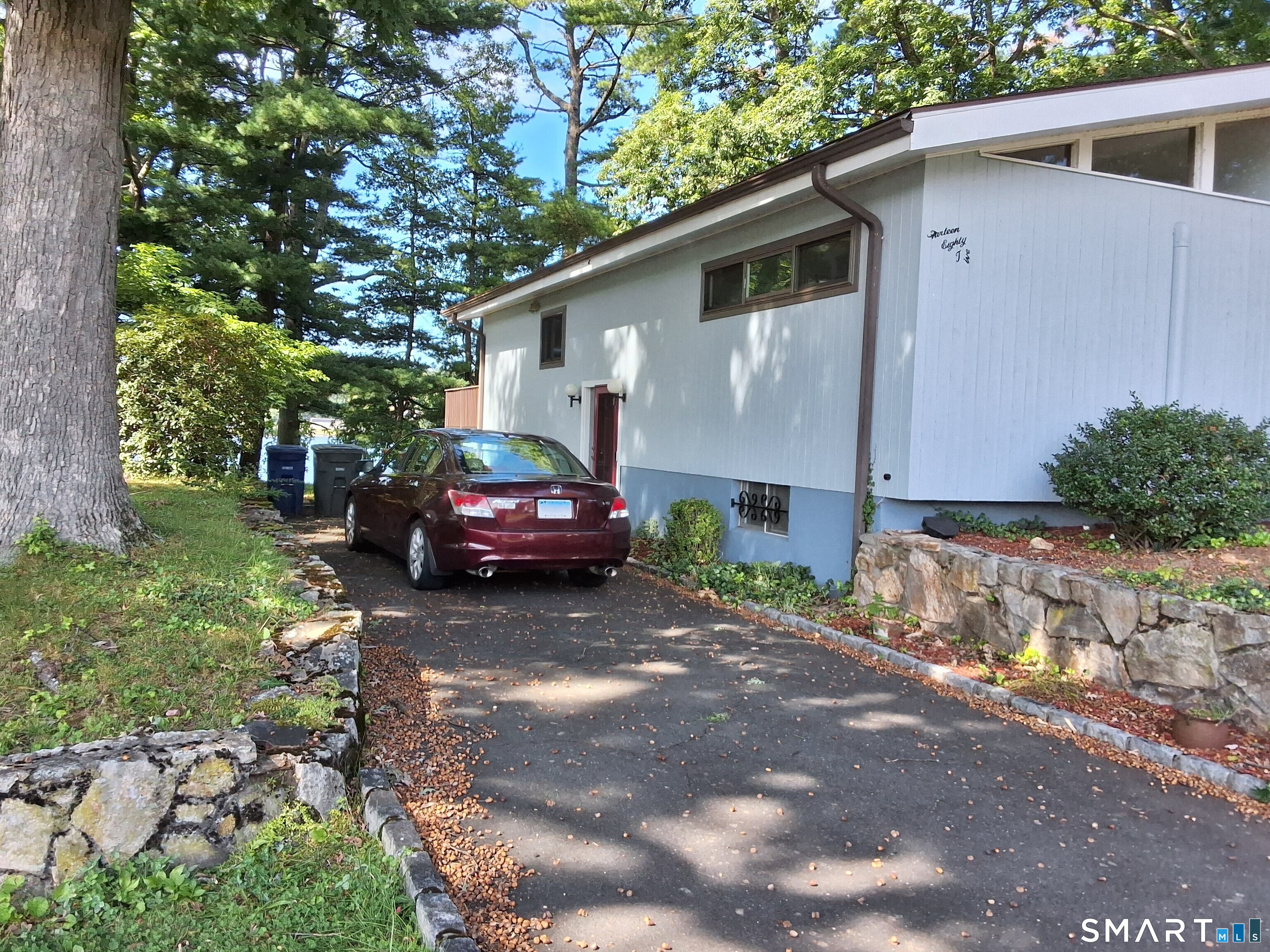 Photo 1 of Single family home for sale at 1385 Chopsey Hl Rd, Bridgeport, CT 06606 | MLS# 24211714 | Listing updated on 2026-10-07