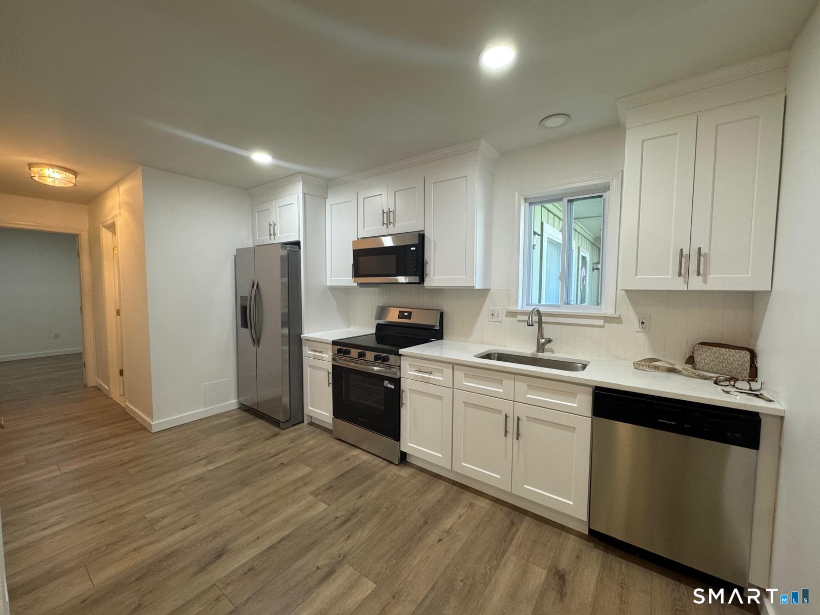 66 Nashville Road, #J, Bethel, CT 06801