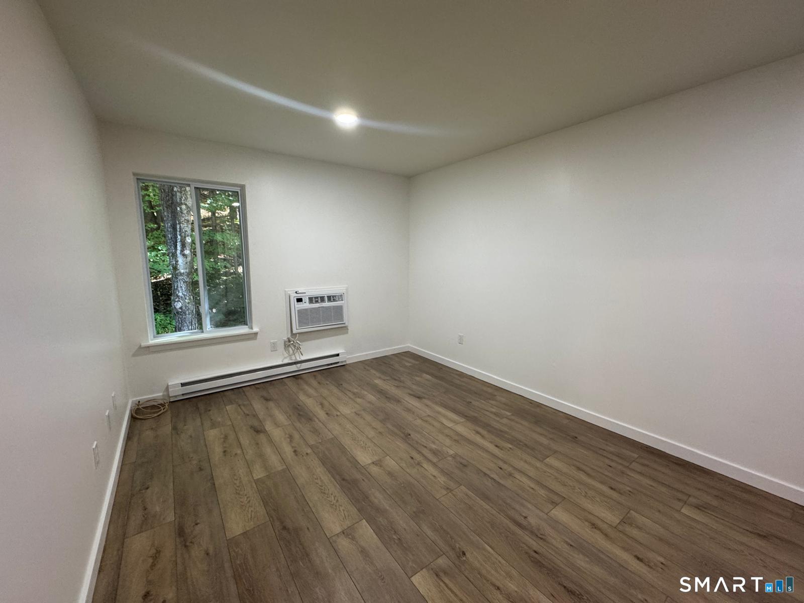 66 Nashville Road, #J, Bethel, CT 06801