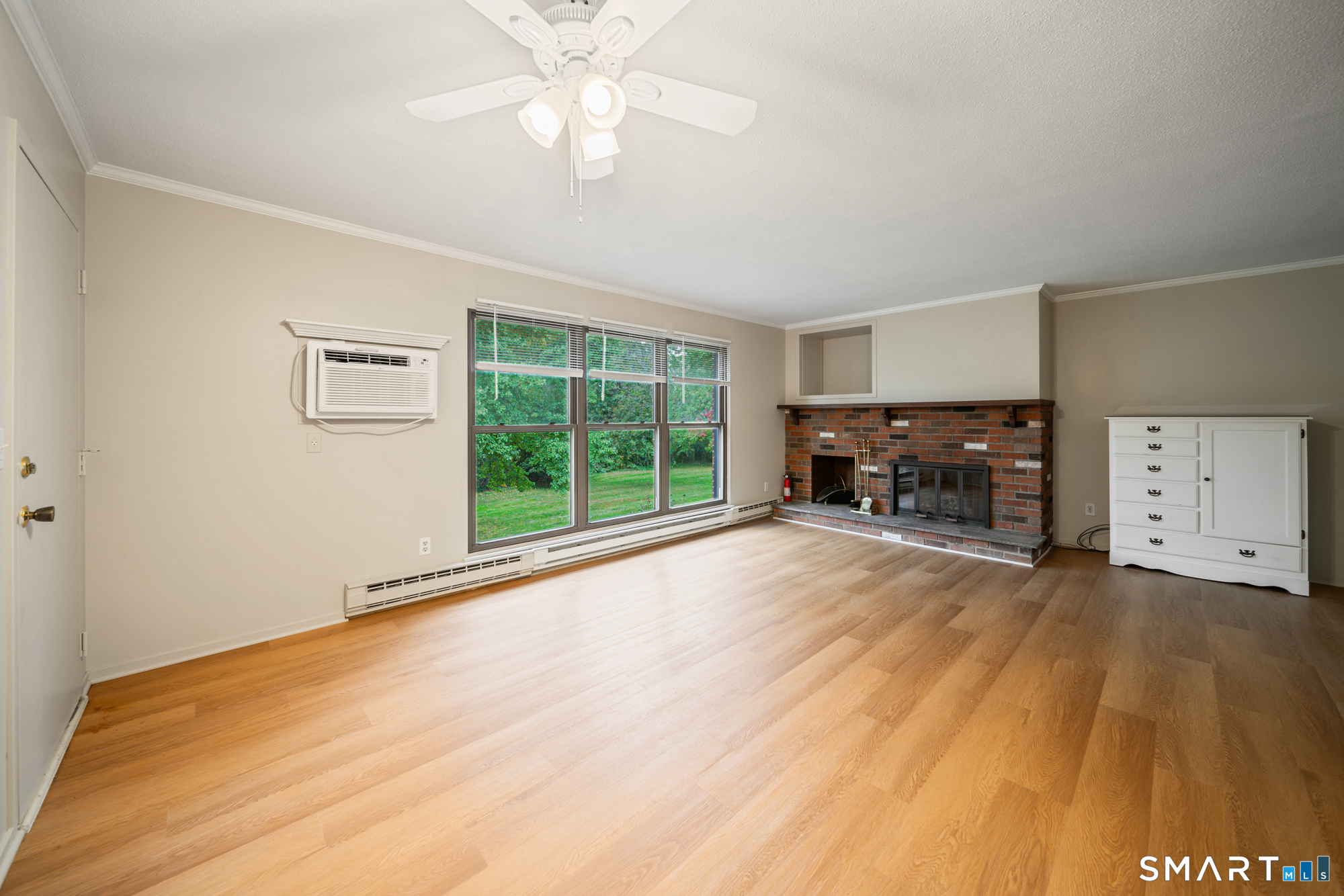 110 Wellington Drive photo 11