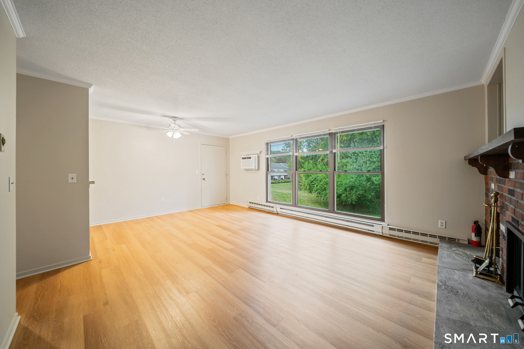 110 Wellington Drive photo 12