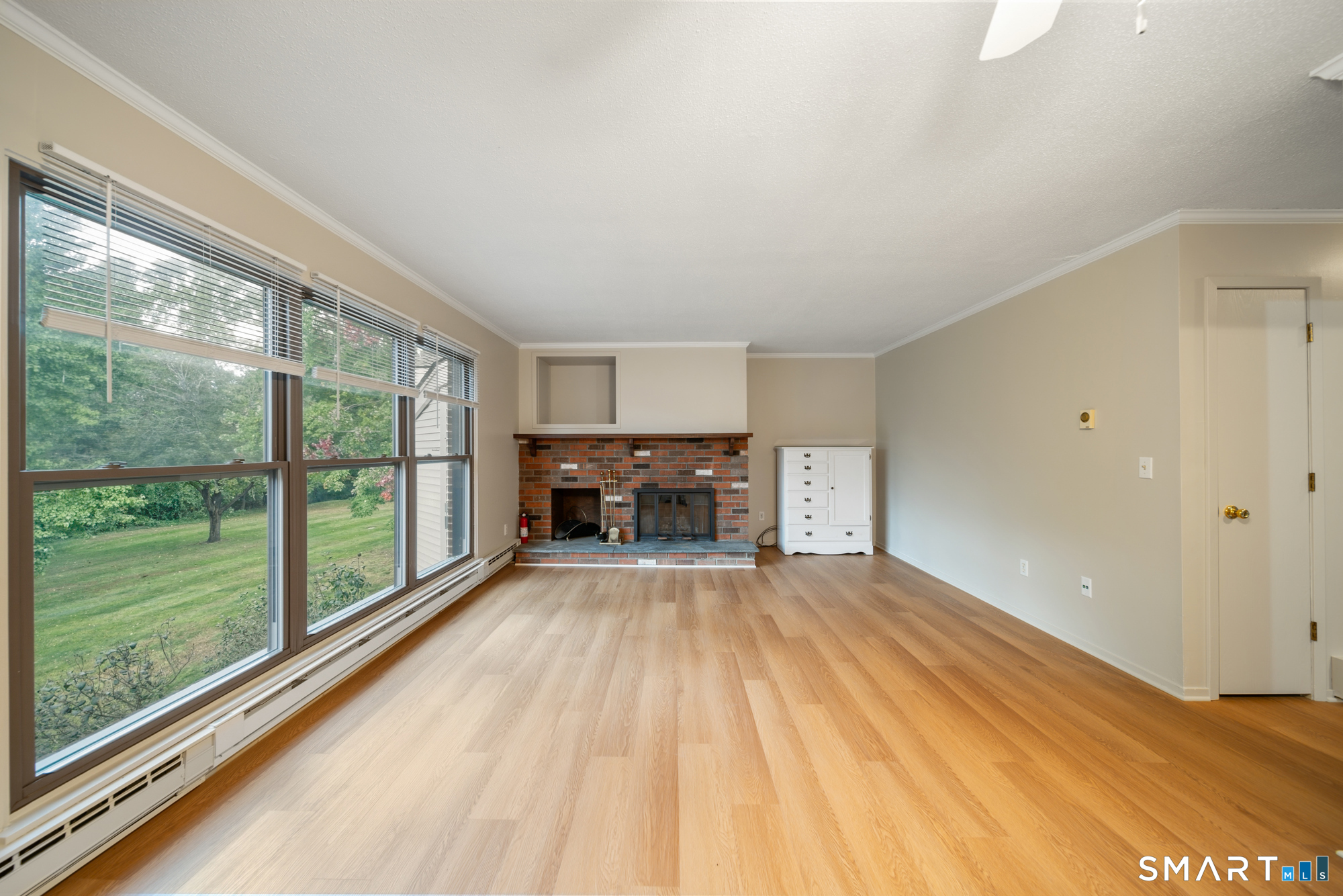 110 Wellington Drive photo 9