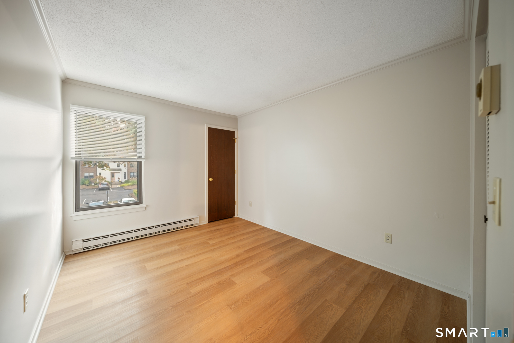 110 Wellington Drive photo 18
