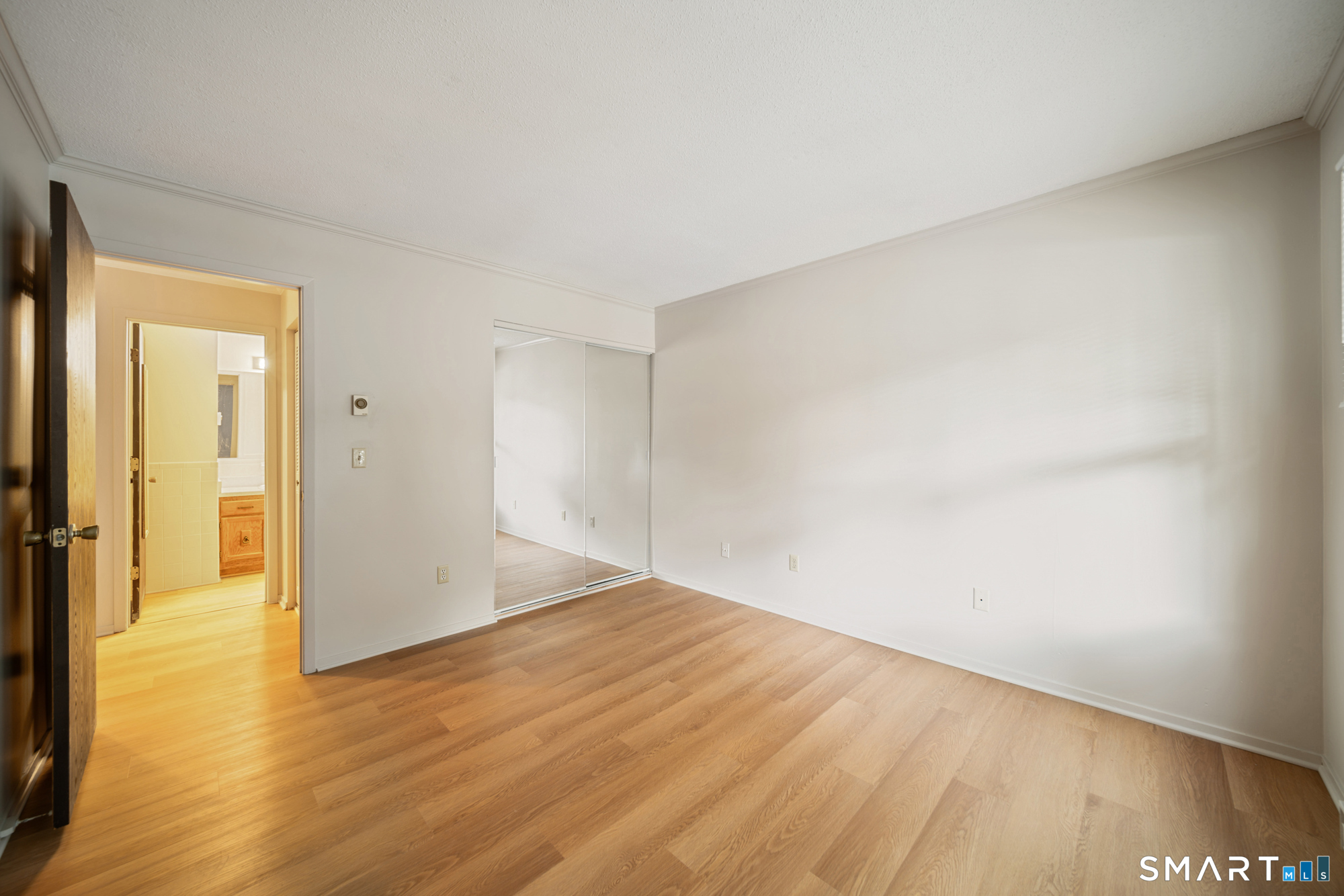 110 Wellington Drive photo 16