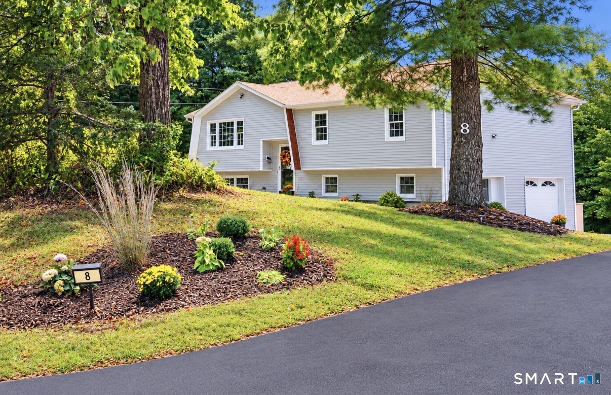 Photo 2 of Single family home for sale at 8 Payne Rd, Bethel, CT 06801 | MLS# 24209192 | Listing updated on 2026-10-07