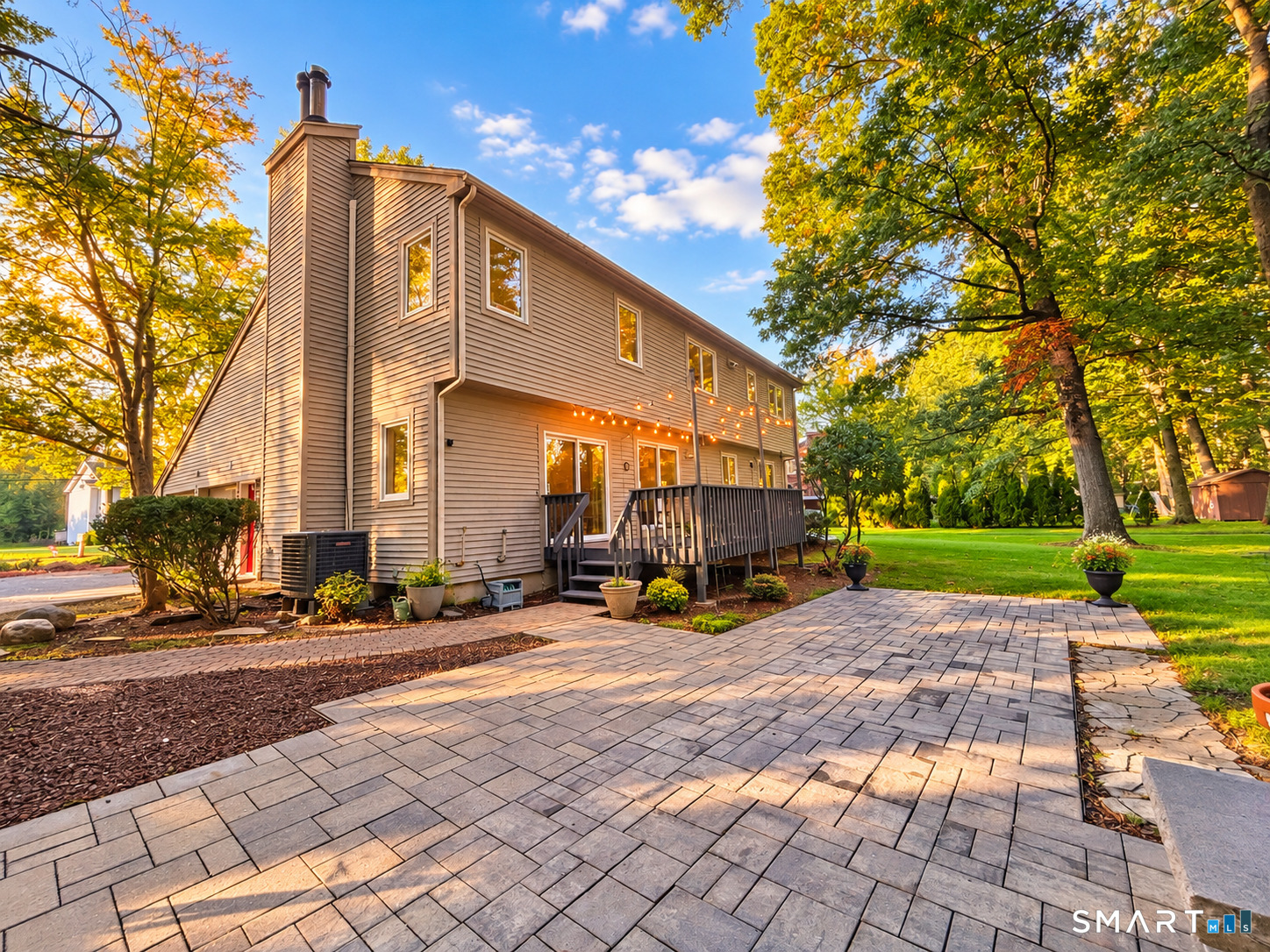 Photo 4 of Single family home for sale at 26 Merriman Rd, Windsor, CT 06095 | MLS# 24209202 | Listing updated on 2026-10-04