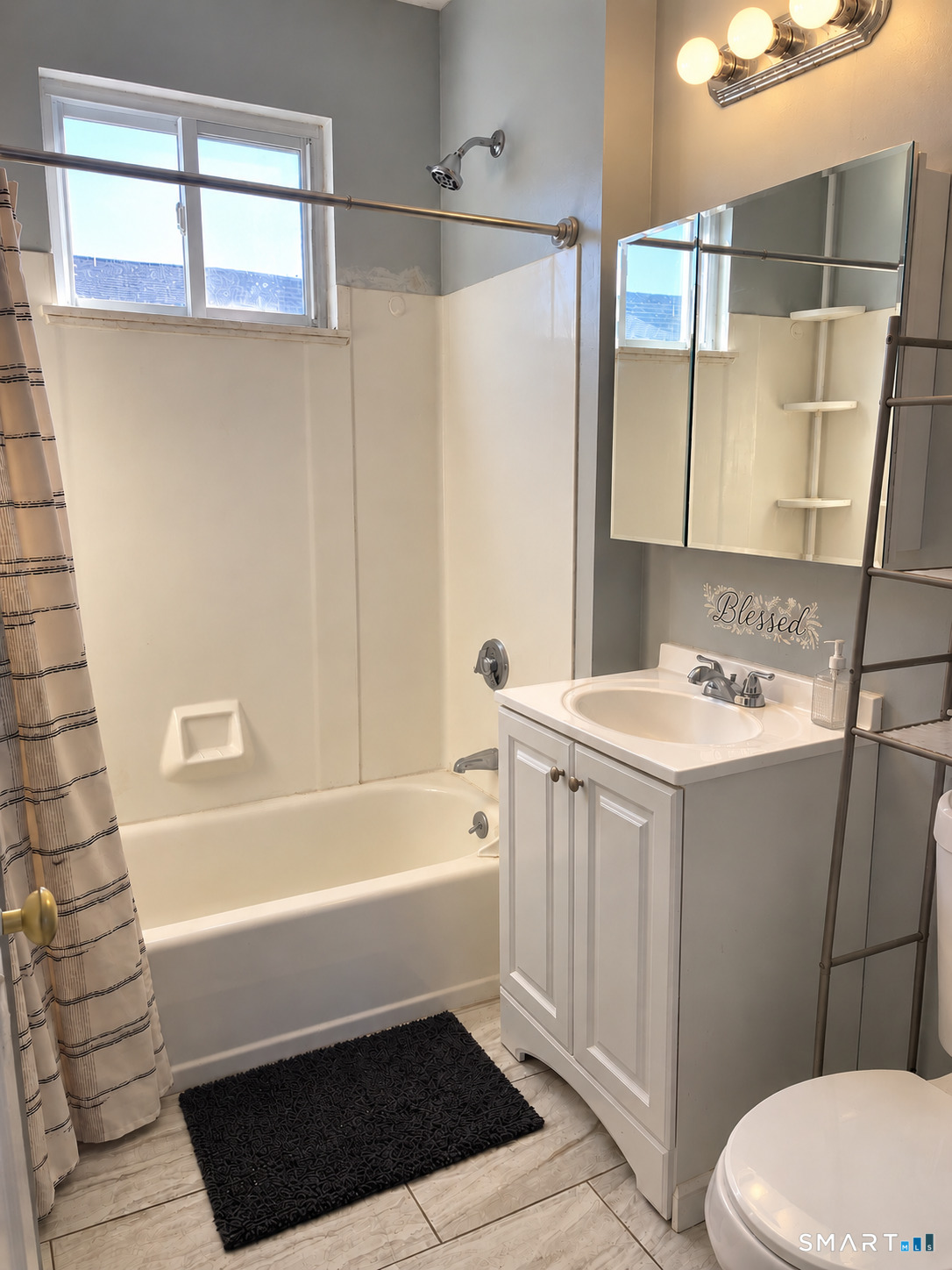 233 White Street photo 5