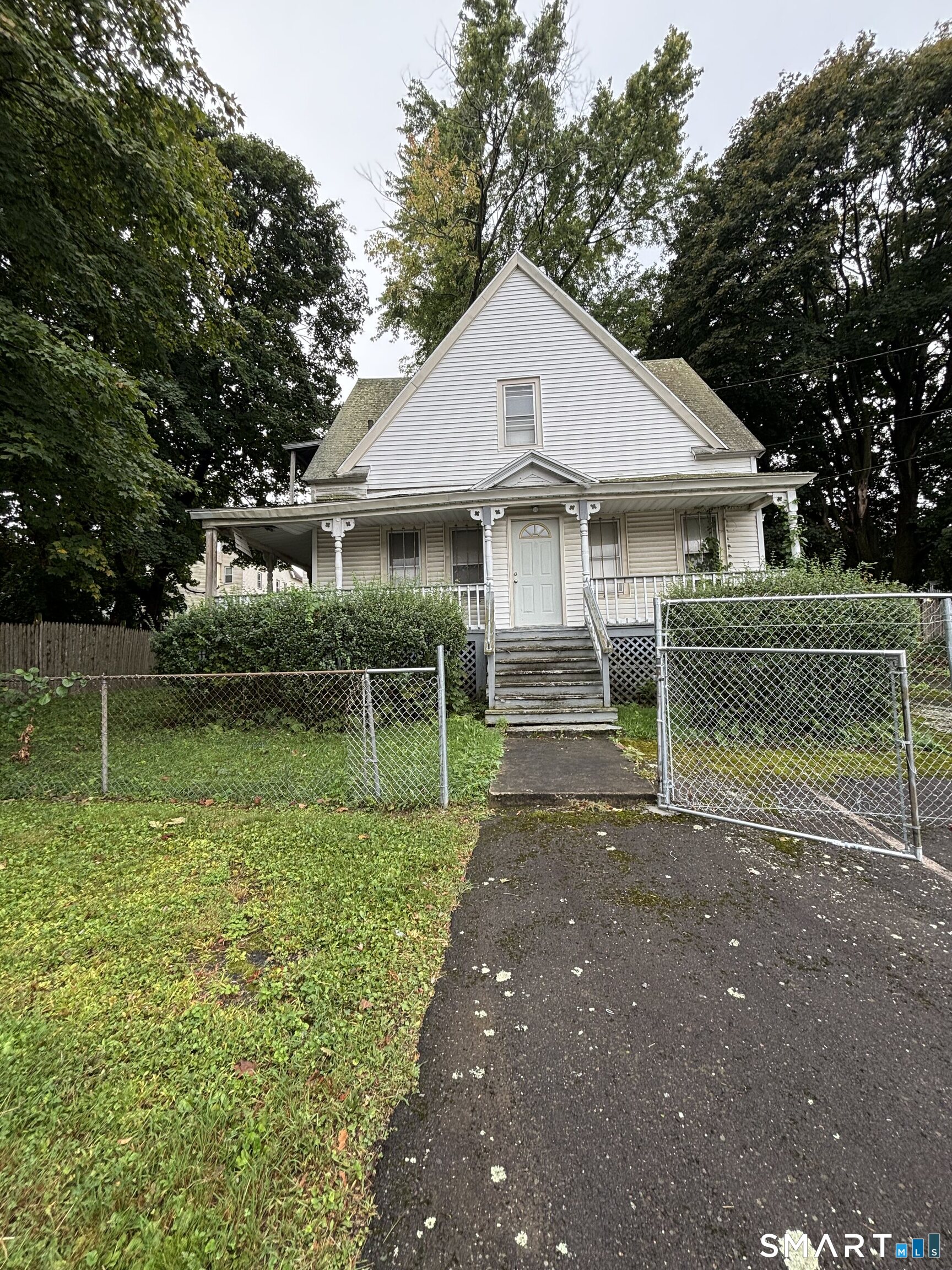 Photo 1 of Single family home for sale at 30 Ward St, Waterbury, CT 06704 | MLS# 24210006 | Listing updated on 2026-10-07
