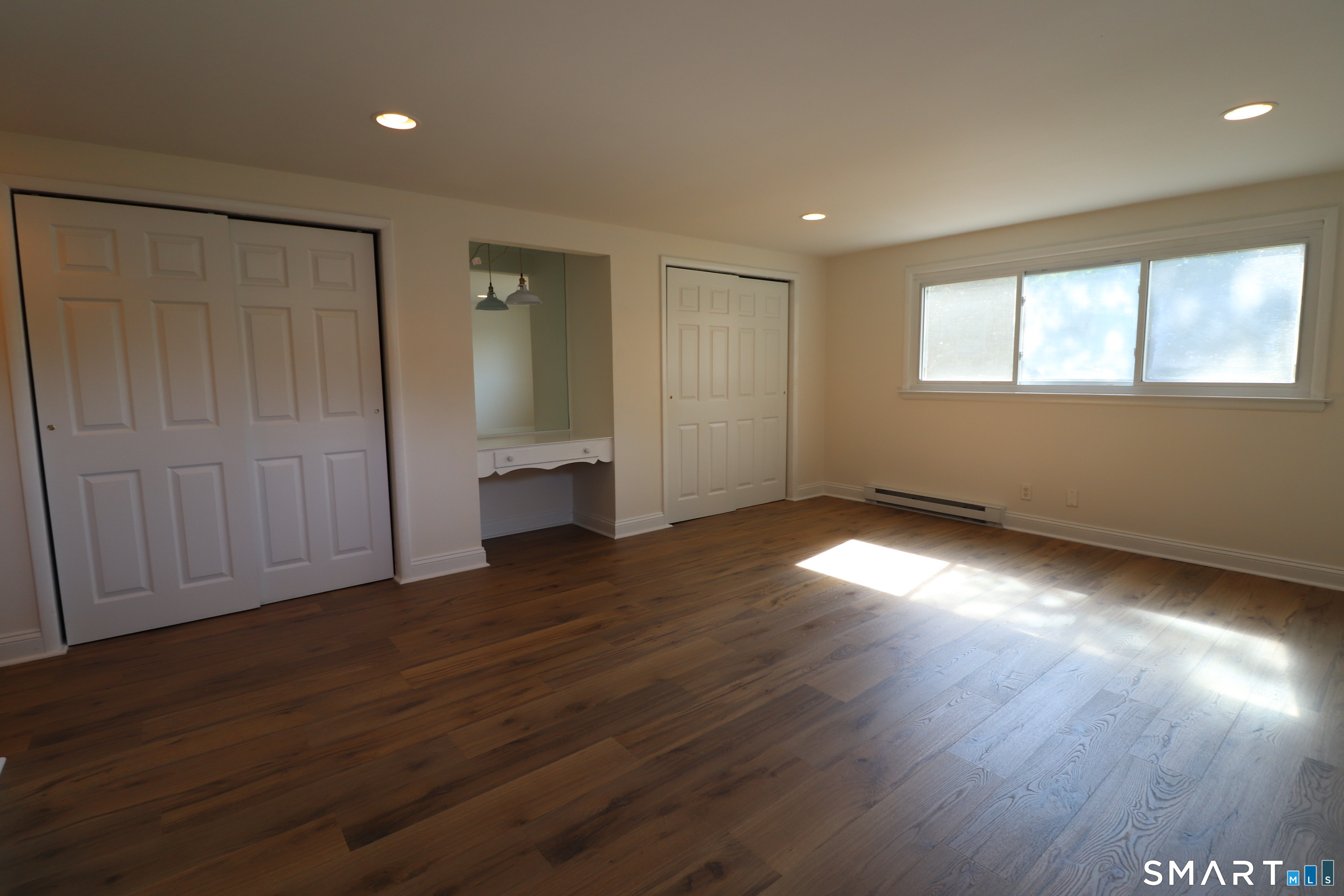 374 Main Street, #Apt A, Niantic, East Lyme, CT 06357