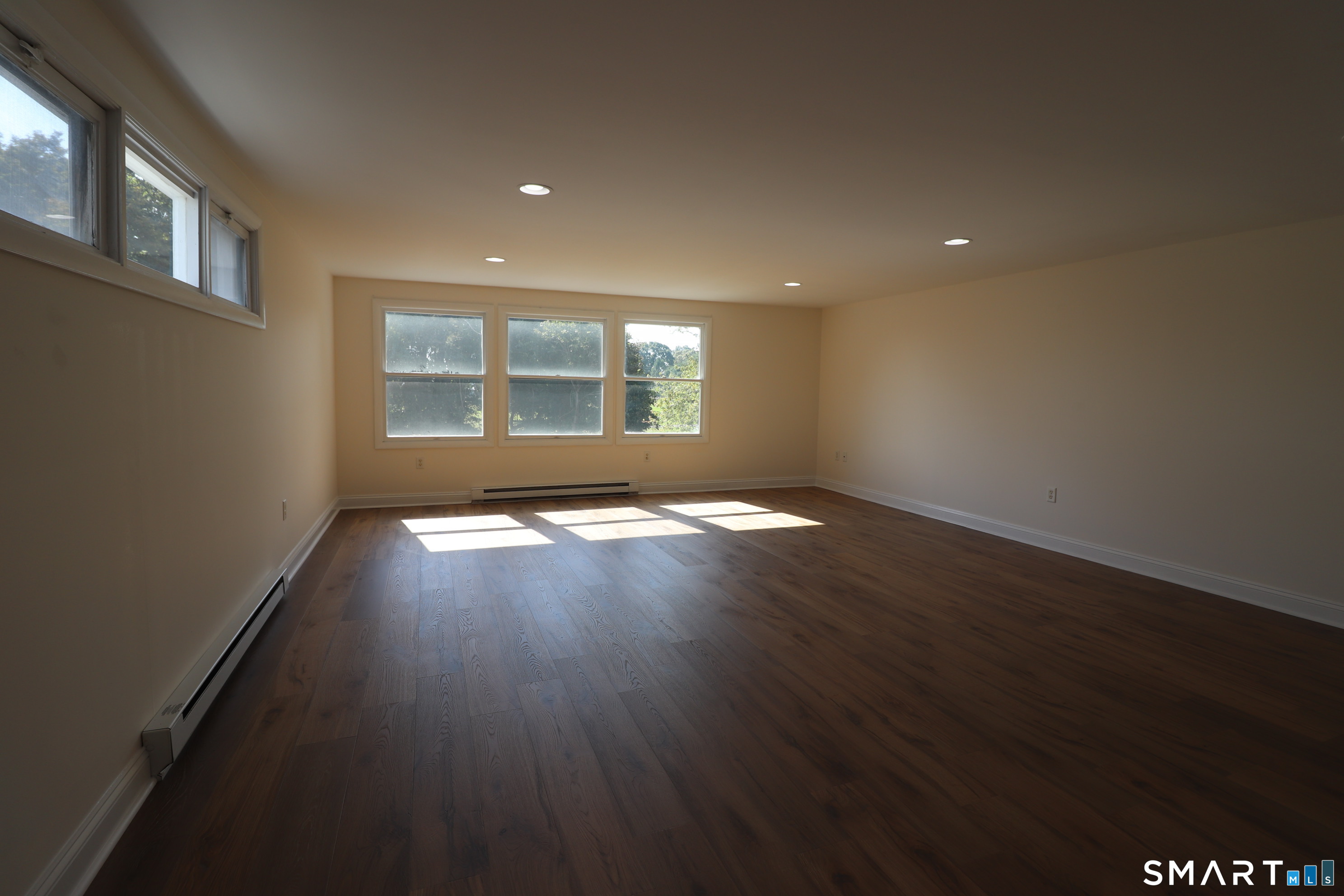 374 Main Street, #Apt A, Niantic, East Lyme, CT 06357