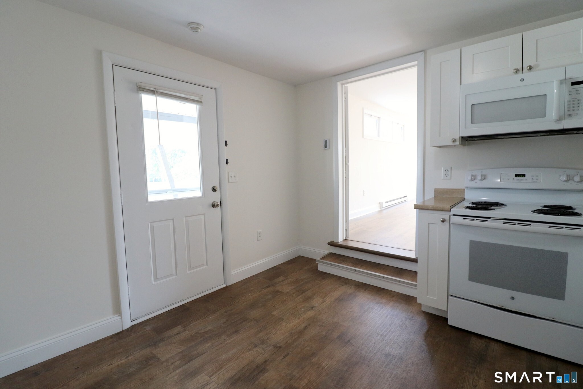 374 Main Street, #Apt A, Niantic, East Lyme, CT 06357