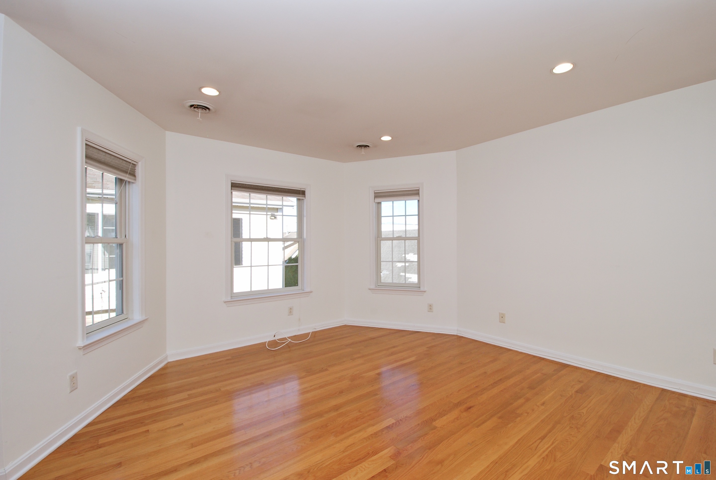 616 Hope Street Unit #B photo 10