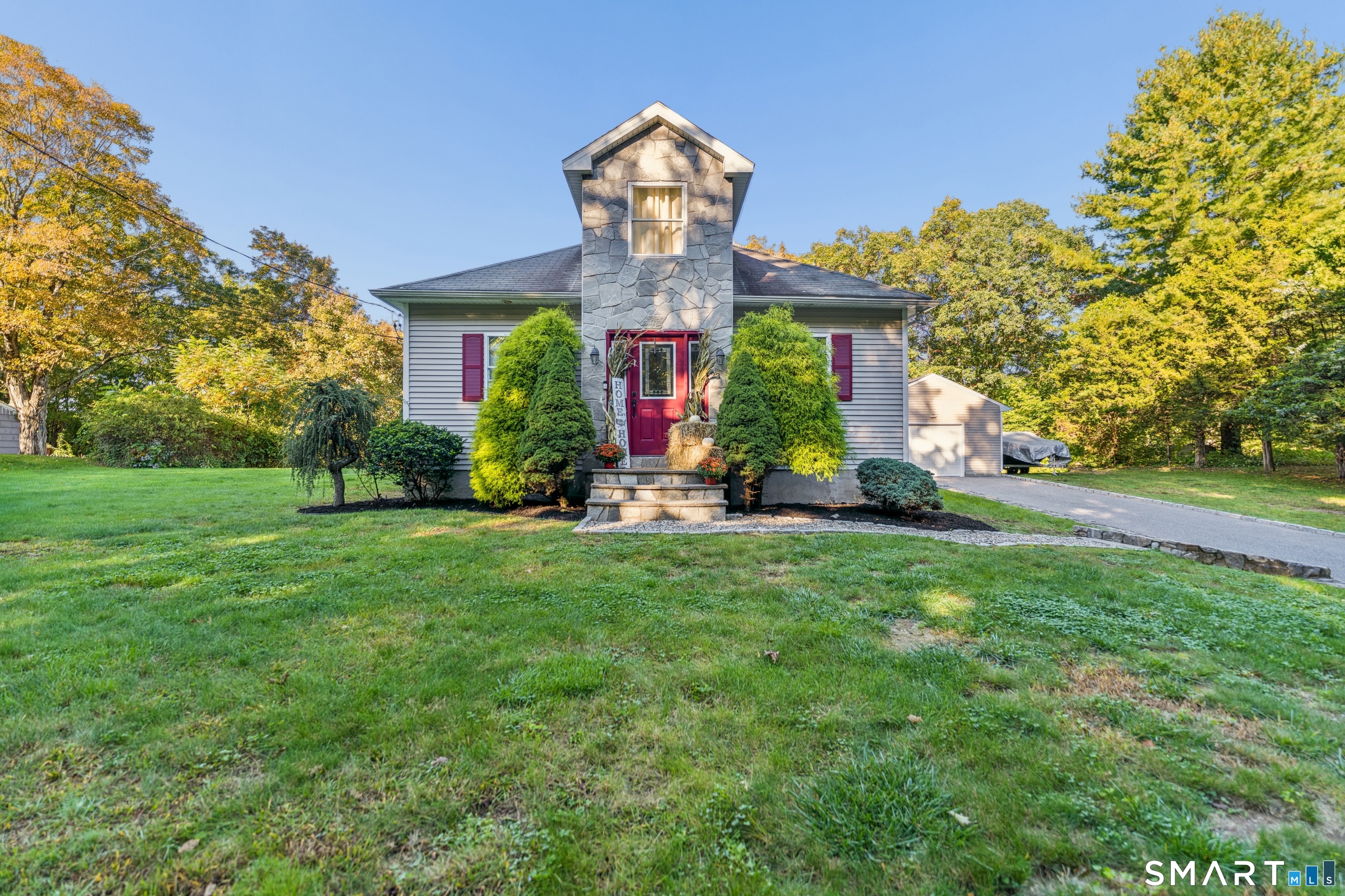 Photo 1 of Single family home for sale at 23 Lakeview Ave, Seymour, CT 06483 | MLS# 24211194 | Listing updated on 2026-10-05