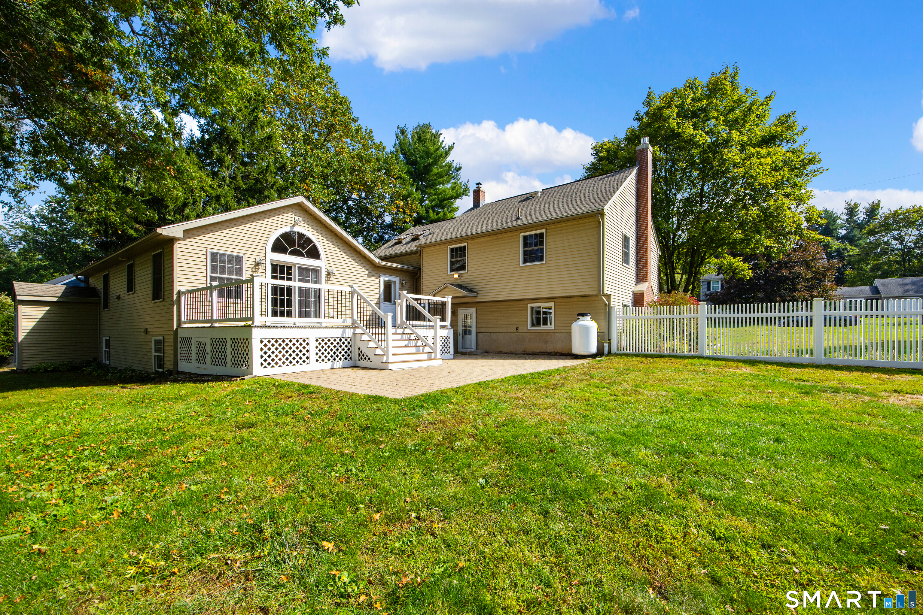1545 Rhey Avenue photo 32