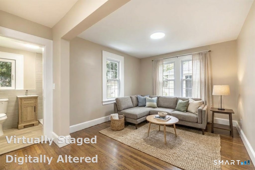Foto 9 de Casa en venta en 79 Evelyn Street, Stratford, CT — $564,900
