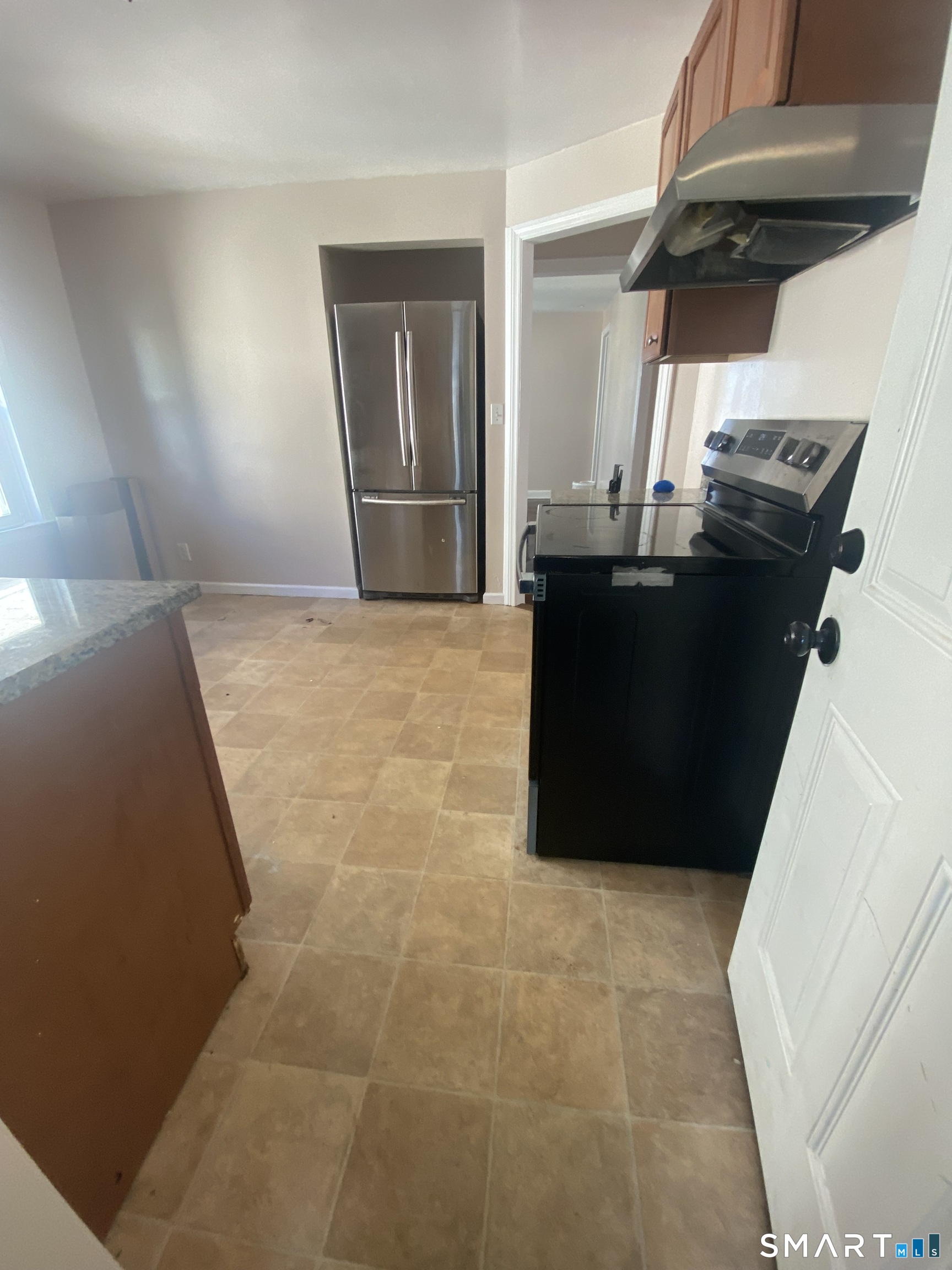 Foto 8 de Apartamento en renta en 139 Sage Avenue #2Nd Floor, Bridgeport, CT — $2,400/mes