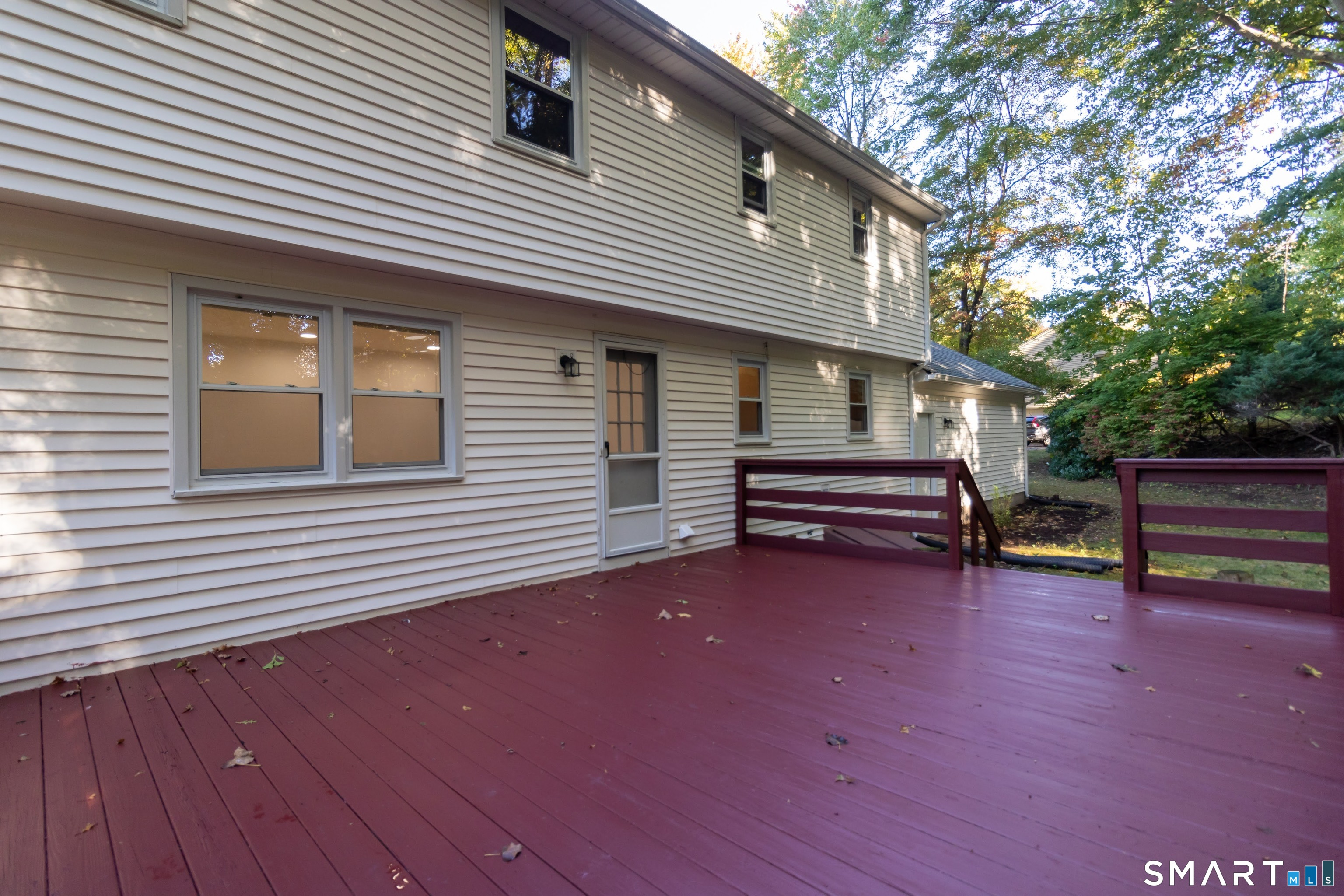 Photo 4 of Single family home for sale at 124 Norton Ln, South Windsor, CT 06074 | MLS# 24210736 | Listing updated on 2026-10-04