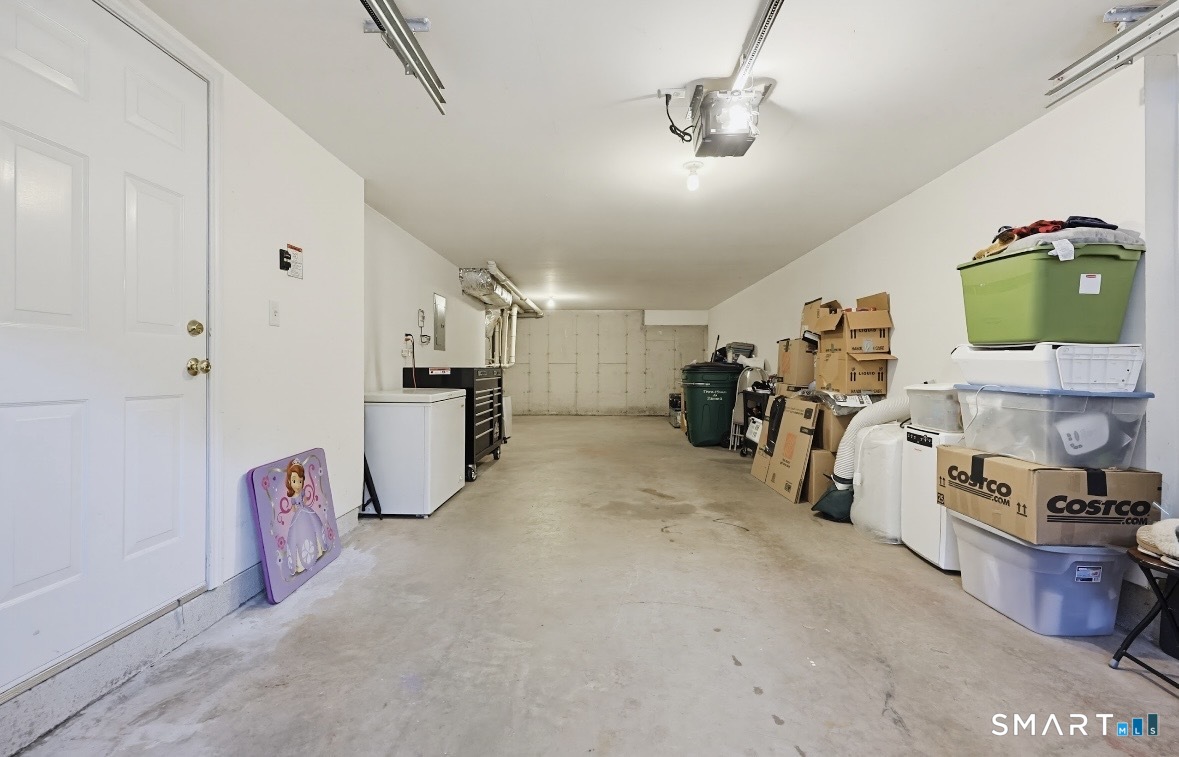 178 Summit Street, Norwich, CT 06360