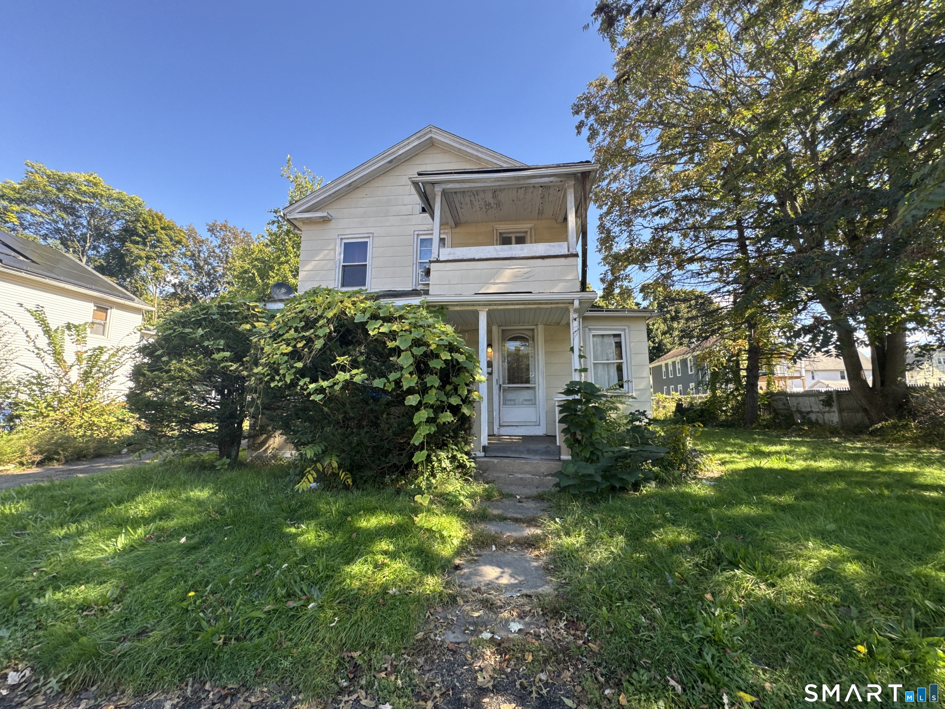 Photo 1 of Multi family home for sale at 441 Center St, Meriden, CT 06450 | MLS# 24211771 | Listing updated on 2026-10-05