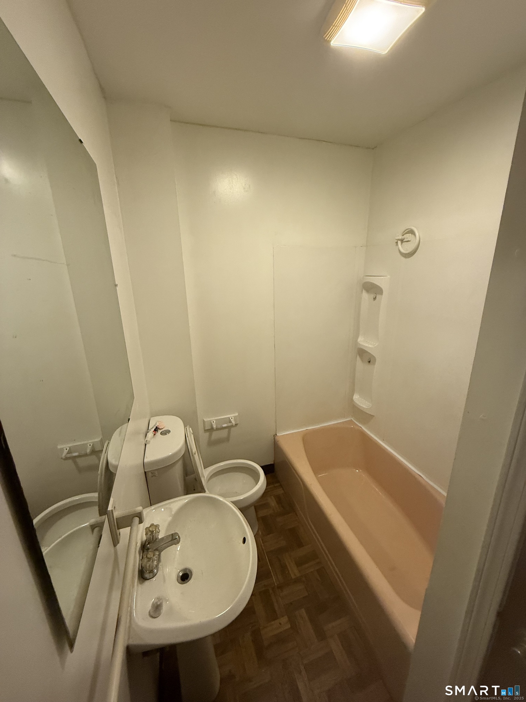 35 Woodward Avenue photo 9