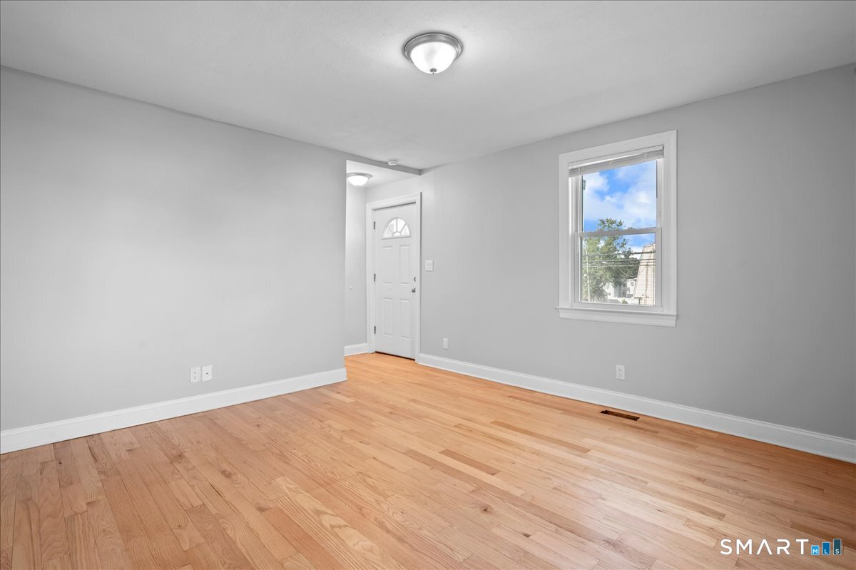 38 Soundview Avenue, Stamford, Connecticut photo 4