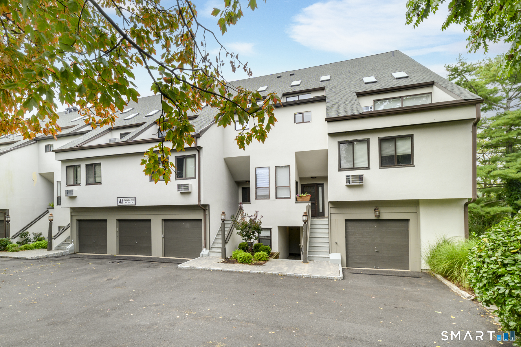 73 Harbor Drive, Stamford, Connecticut photo 4
