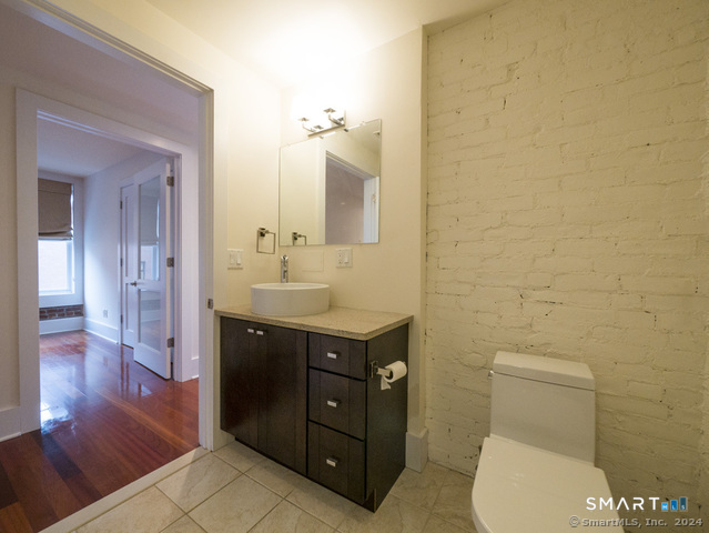 116 Crown Street Unit #3A photo 12