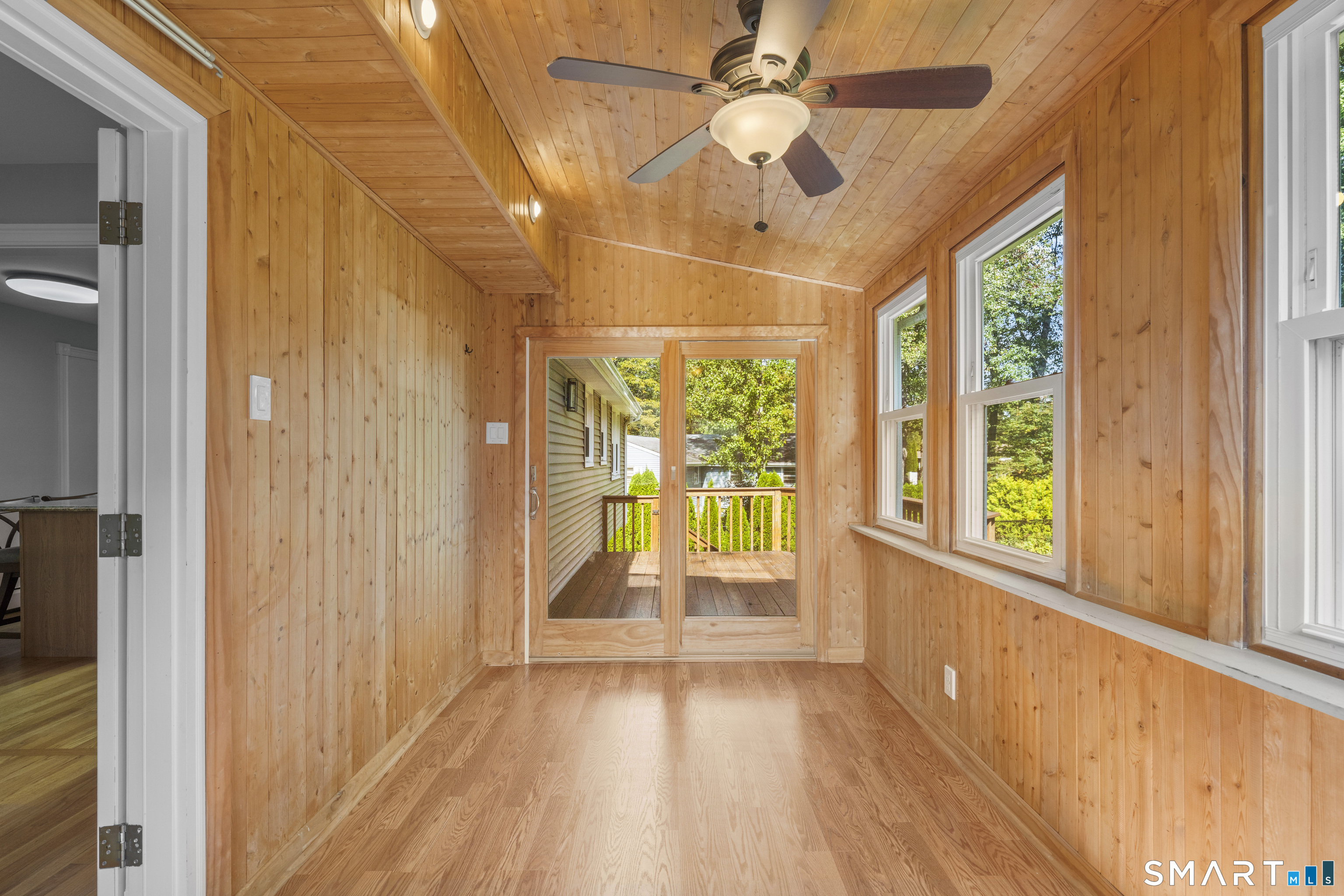 44 Lexton Drive photo 16