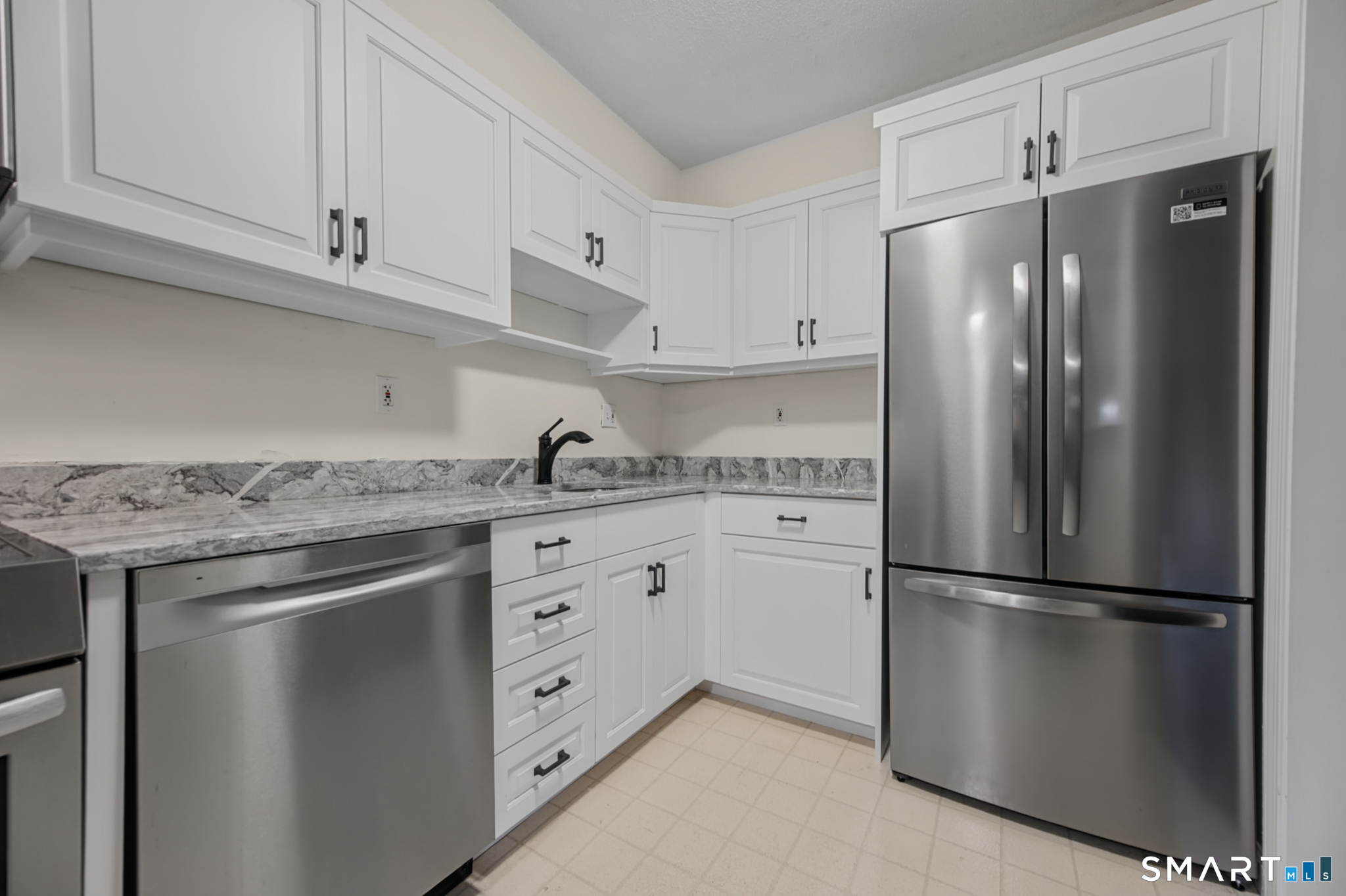 64 Oxbow Drive Unit #C2 photo 9