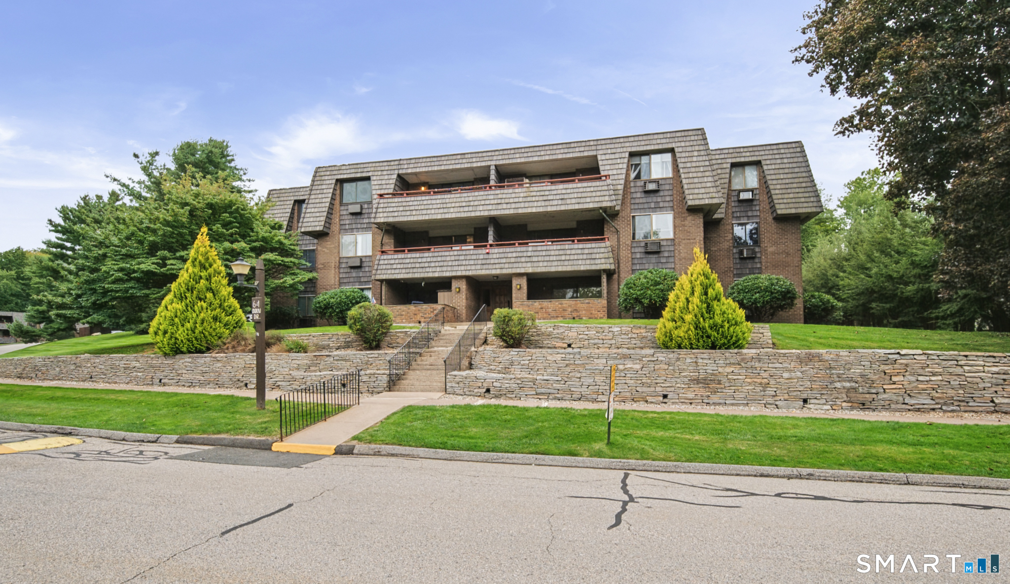 64 Oxbow Drive Unit #C2 photo 4