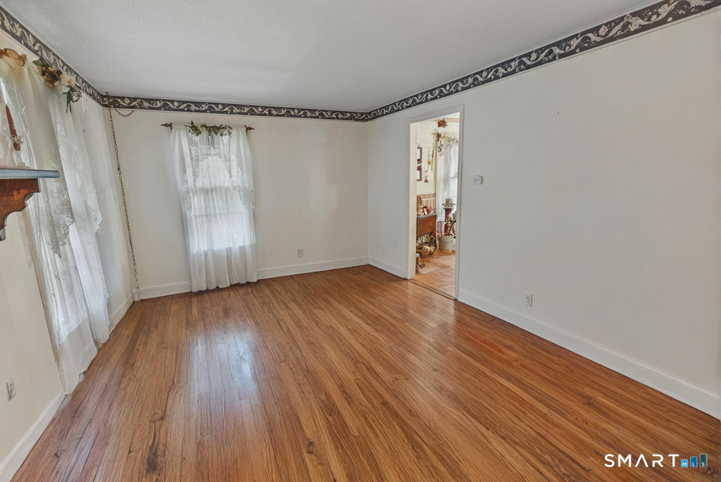 15 Nutmeg Lane, Essex, CT 06426