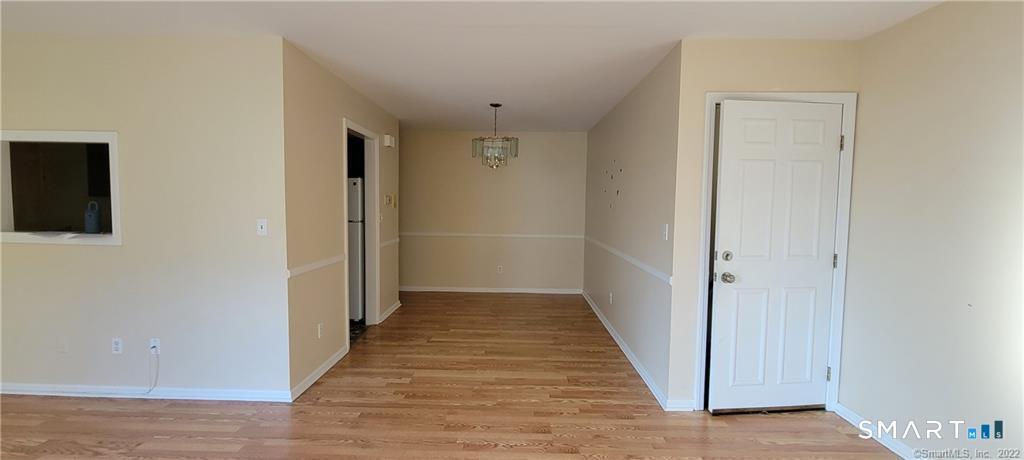 375 Glendale Avenue Unit #D11 photo 8