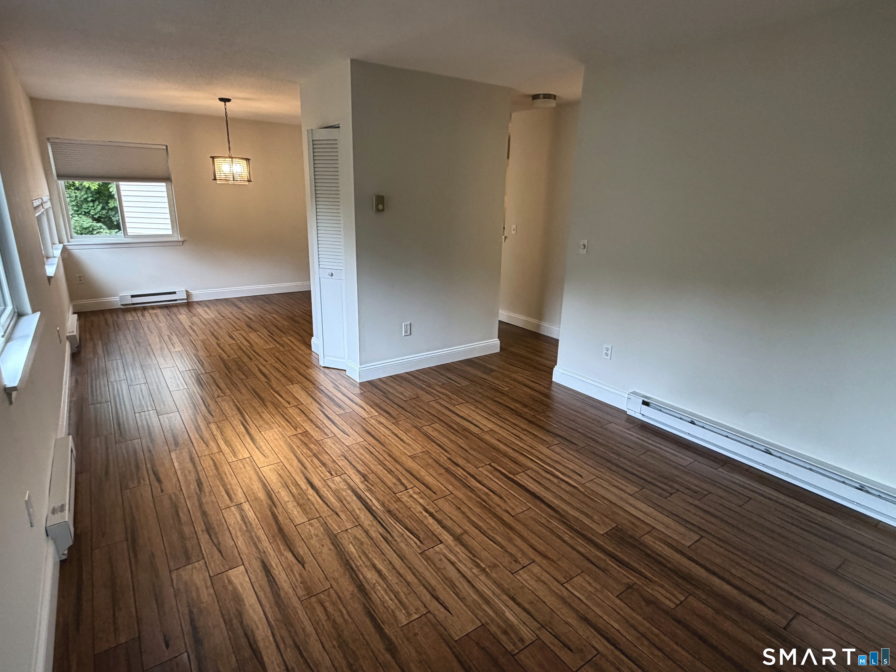 Foto 6 de Condominio en renta en 3699 Broadbridge Avenue #133, Stratford, CT — $1,800/mes
