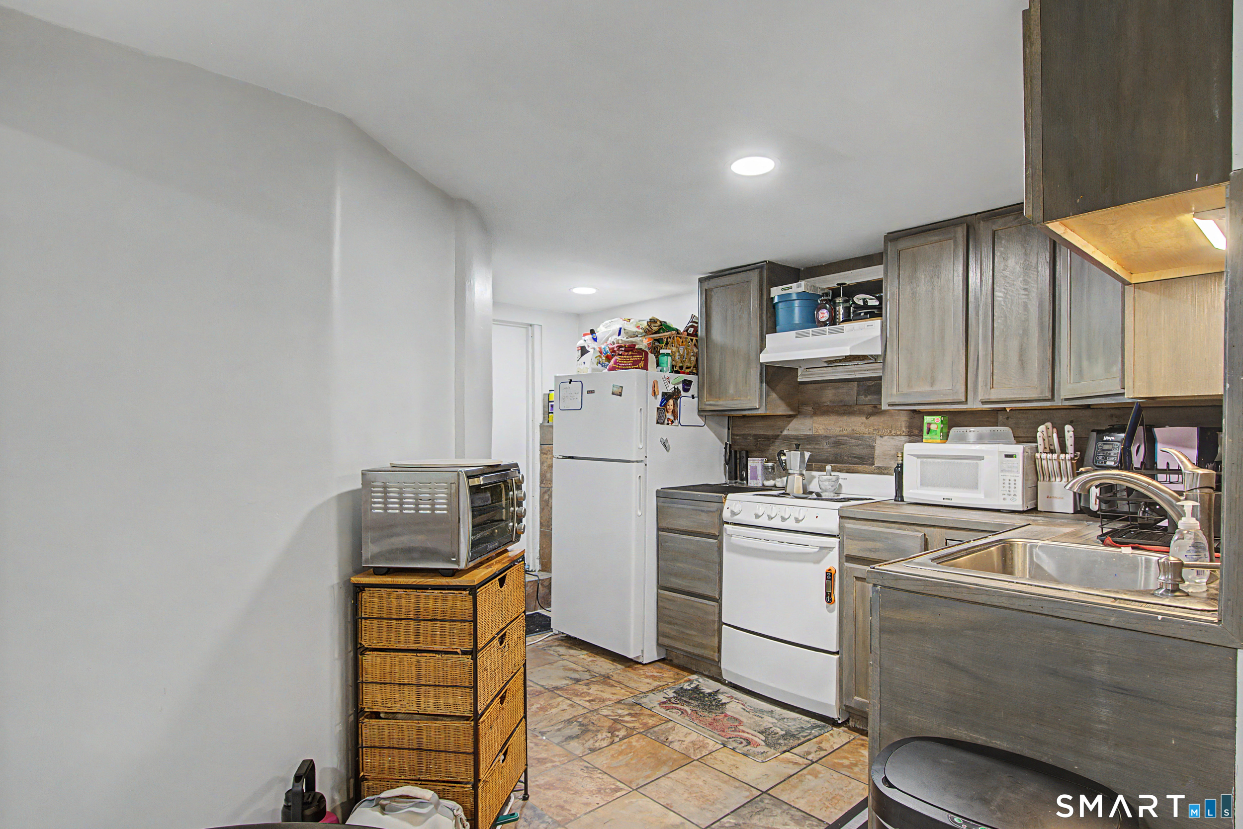 129 Gene Street photo 15