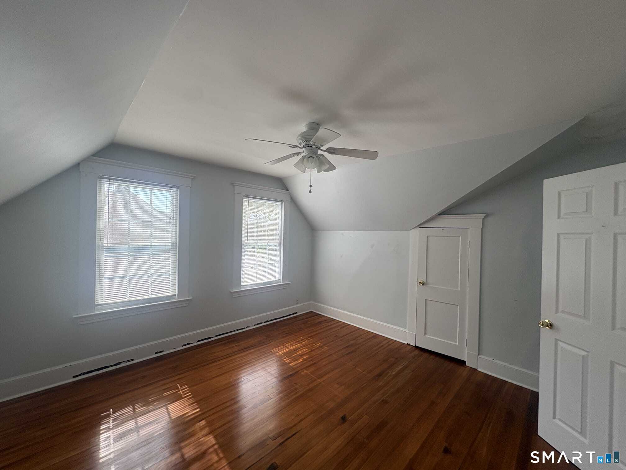 139 Townsend Avenue photo 8