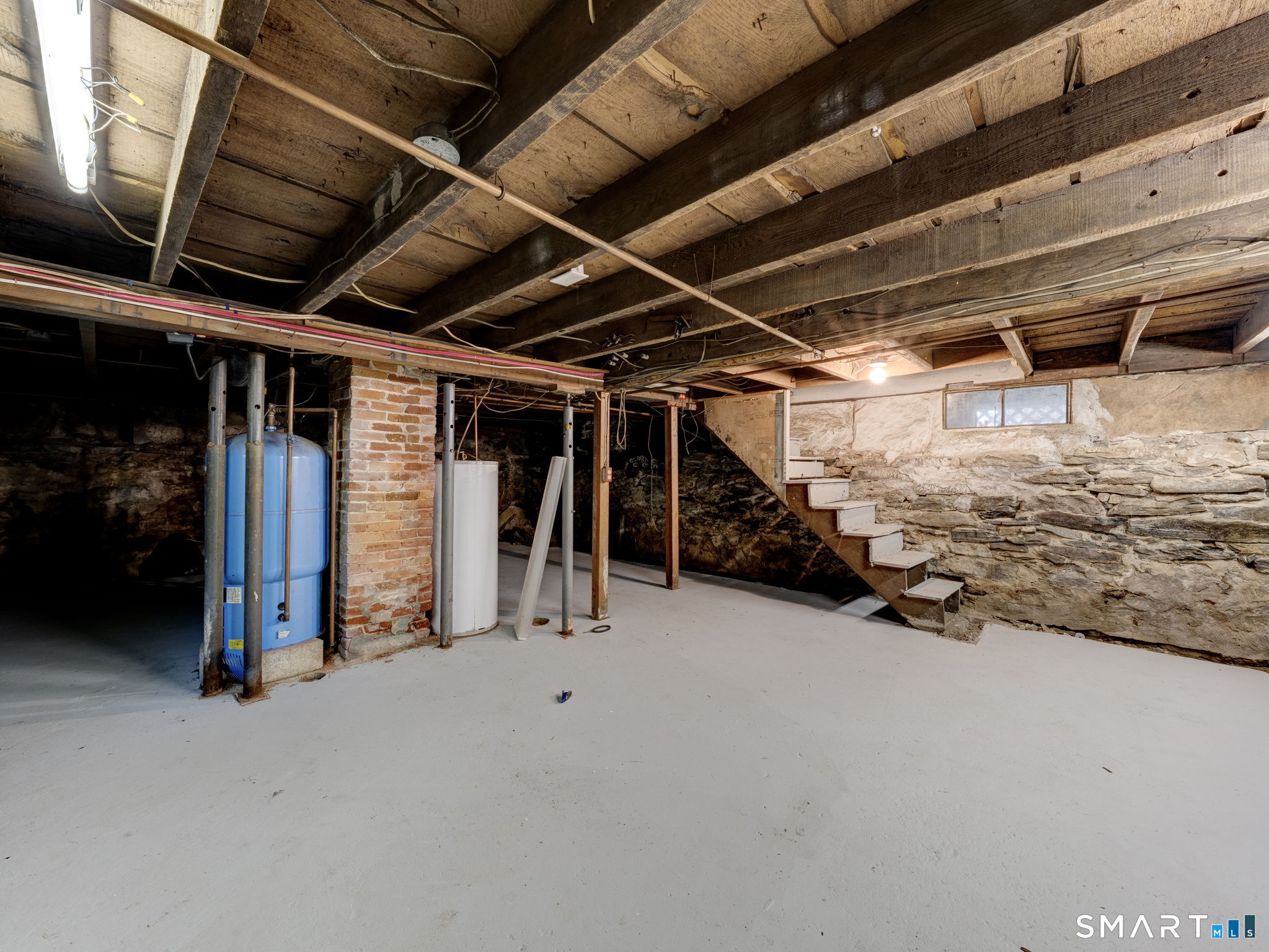 25 Maple Avenue photo 34