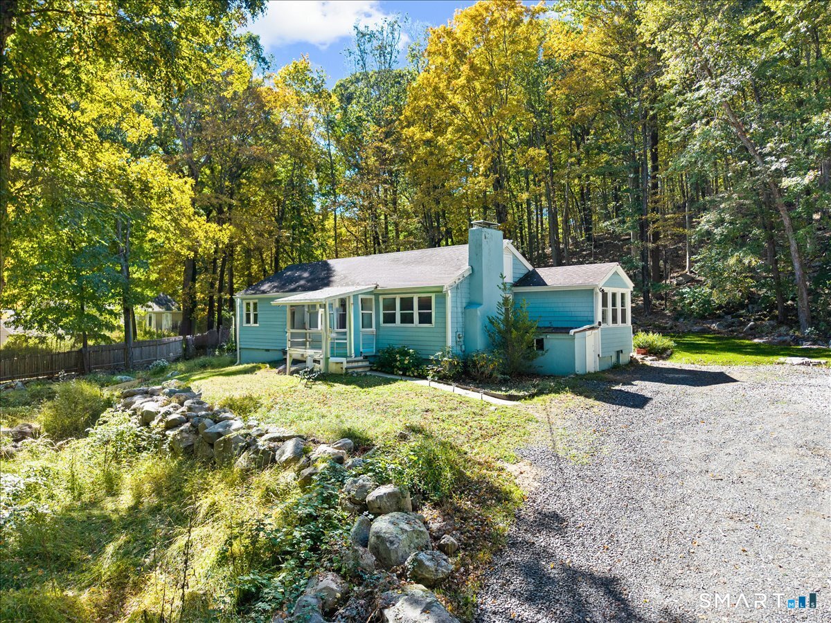 Photo 1 of Single family home for sale at 562 Branchville Rd, Ridgefield, CT 06877 | MLS# 24211812 | Listing updated on 2026-10-05
