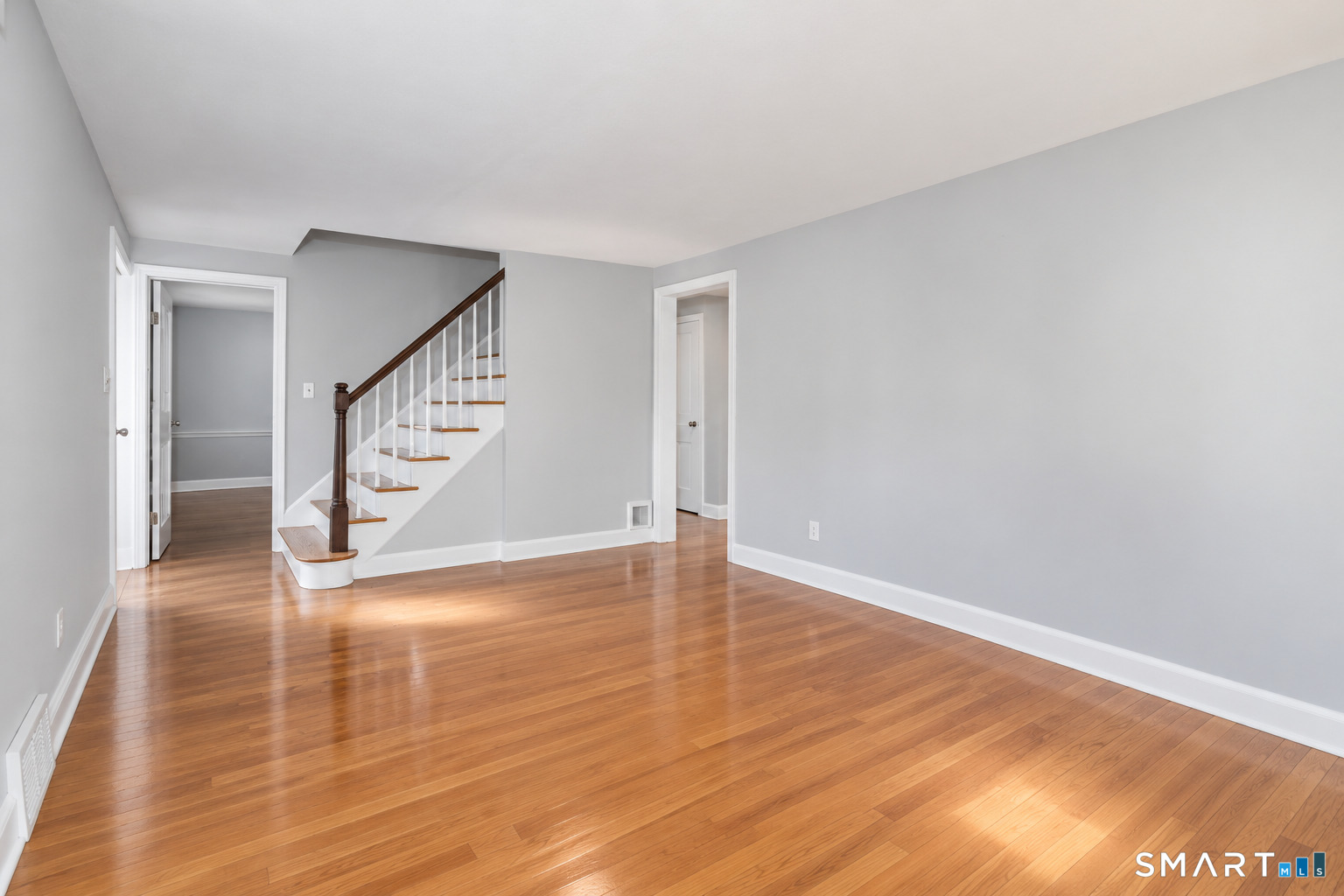 302 Brimfield Road photo 8