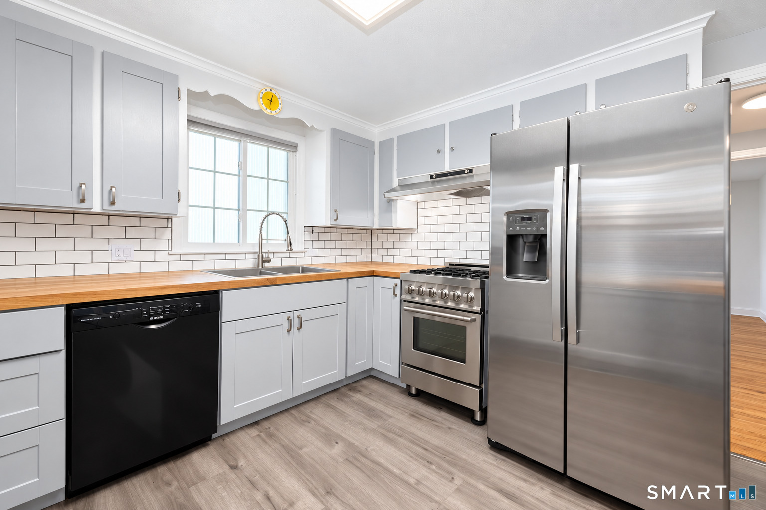 Photo 3 of Single family home for sale at 302 Brimfield Rd, Wethersfield, CT 06109 | MLS# 24202120 | Listing updated on 2026-10-04