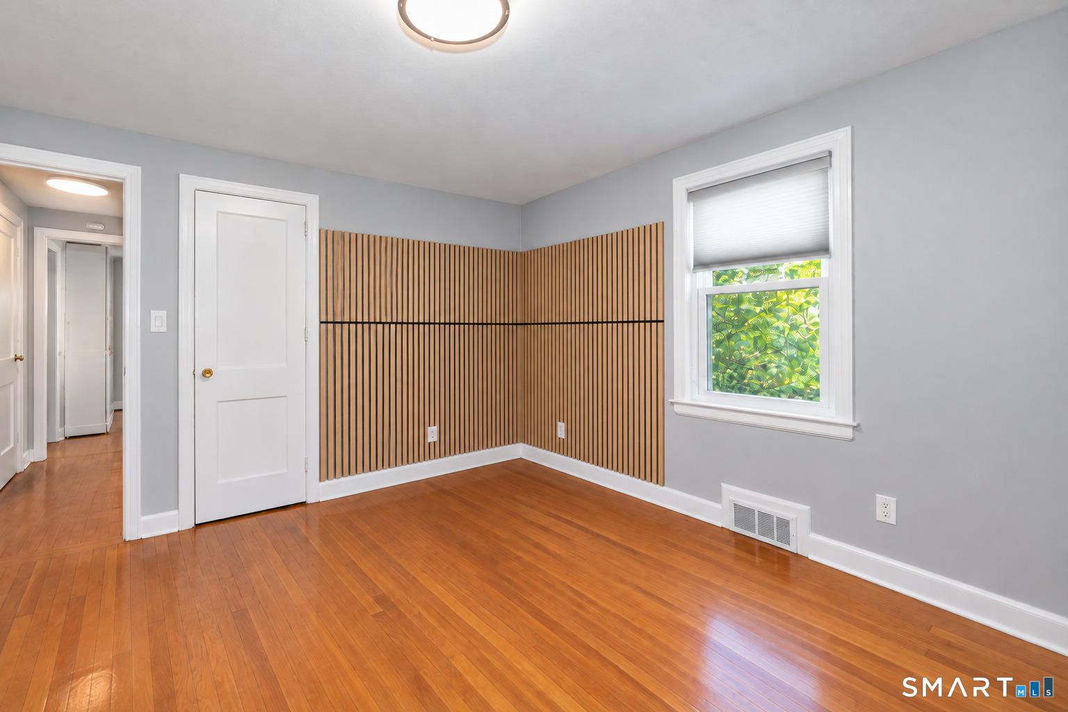 302 Brimfield Road photo 15