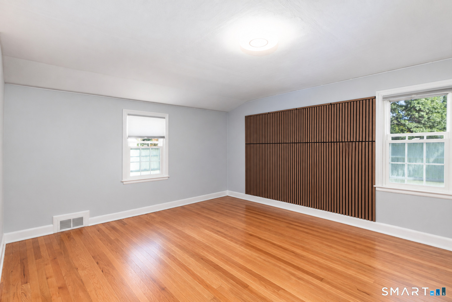 302 Brimfield Road photo 19