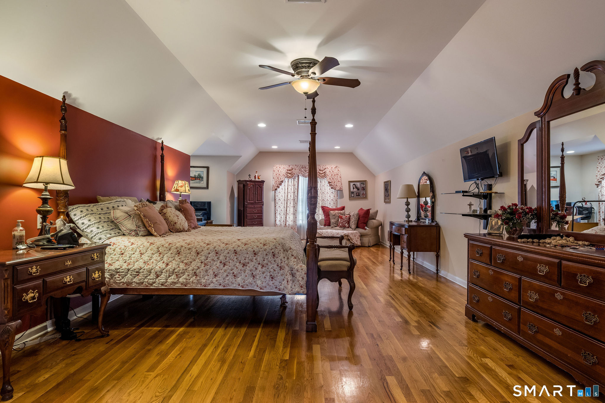 9 Pierpont Court photo 29
