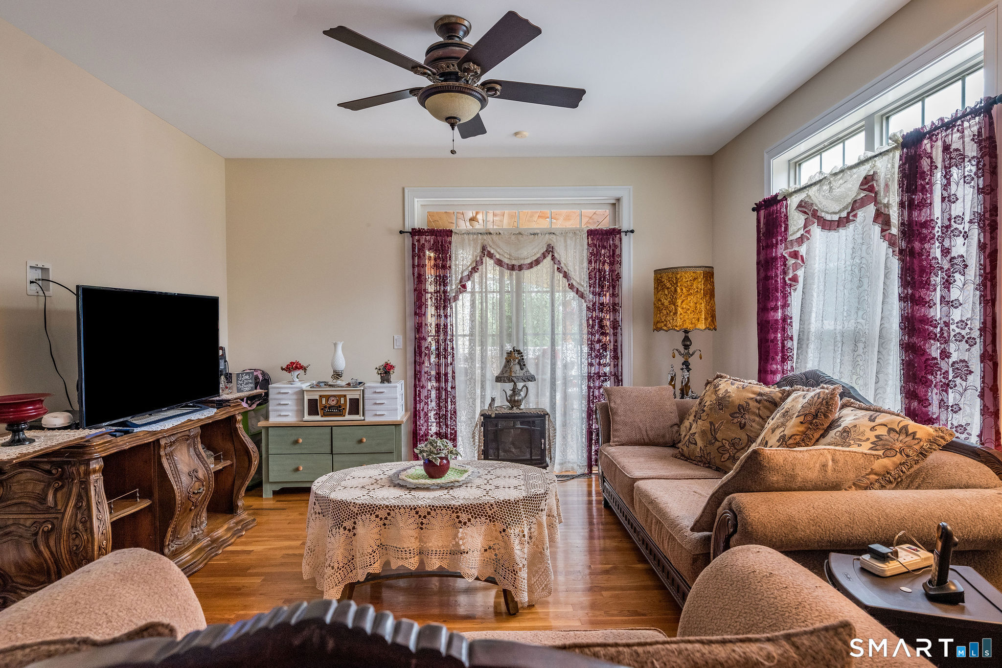 9 Pierpont Court photo 33