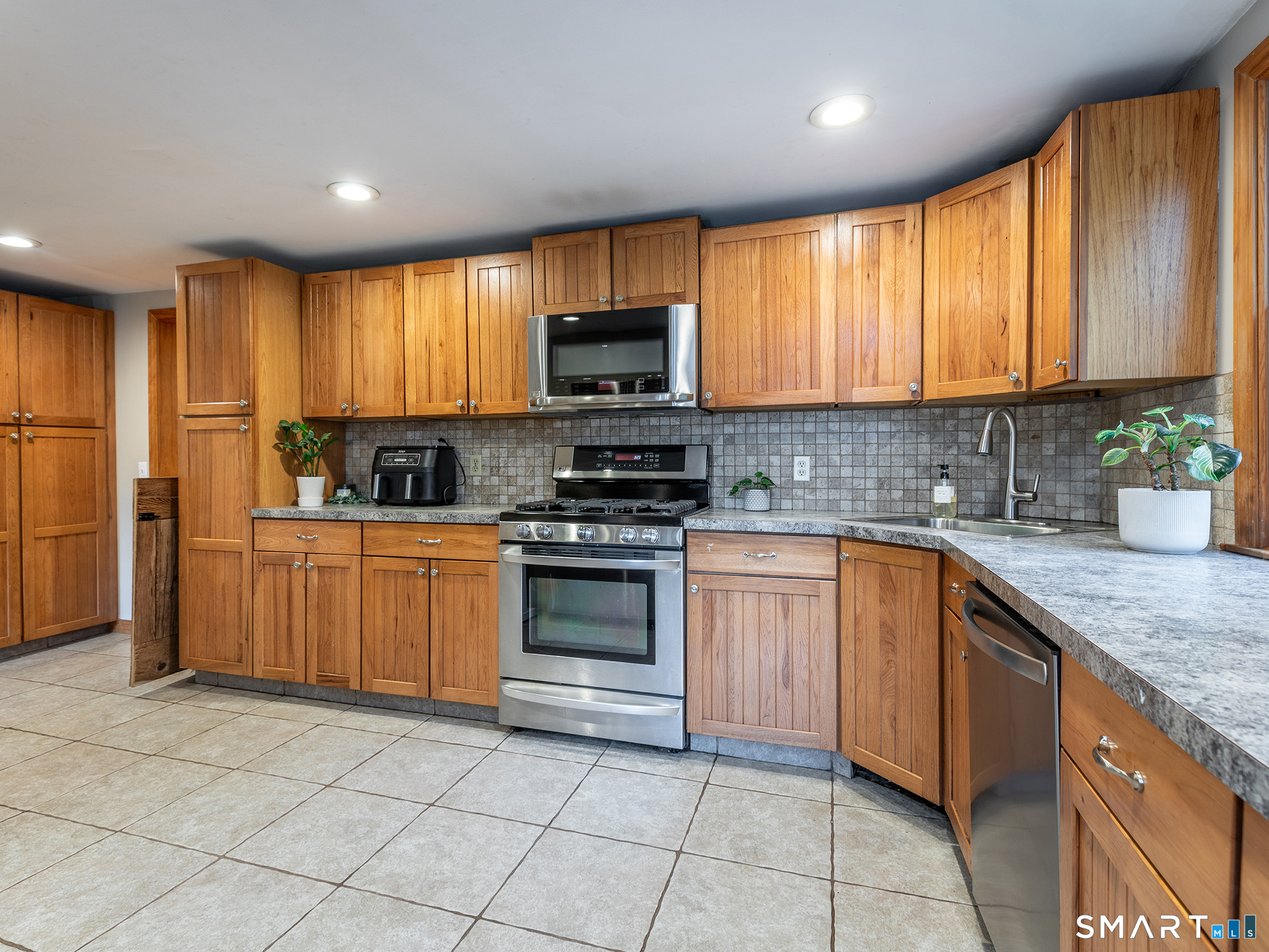 28 Curtiss Hill Road photo 14