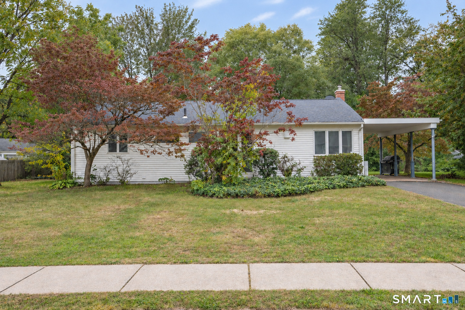 Photo 1 of Single family home for sale at 37 Greenwood Rd, Windsor Locks, CT 06096 | MLS# 24211294 | Listing updated on 2026-10-08