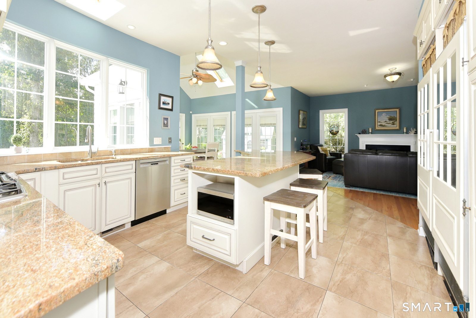 12 Drummers Trail, Old Saybrook, CT 06475